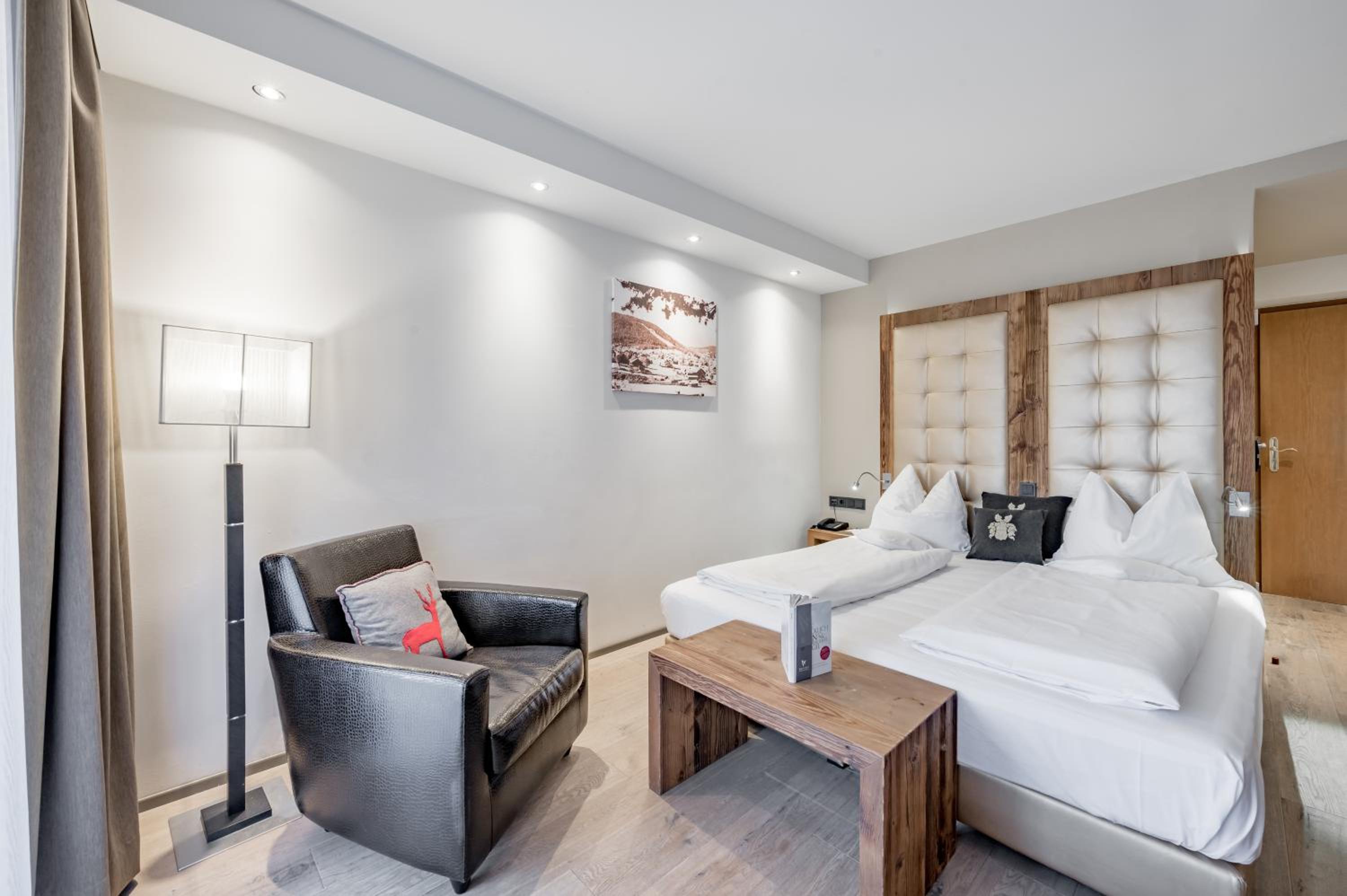 Standard Double Room - Photo 1