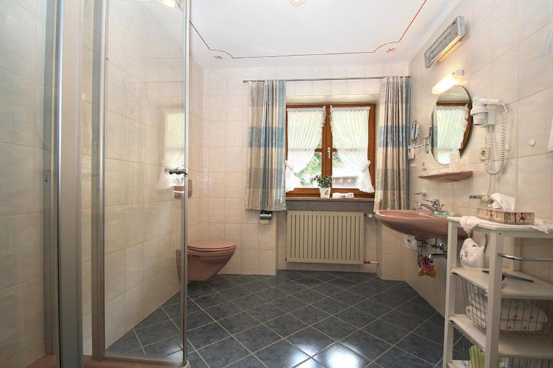 Apartment with Balcony photo 3