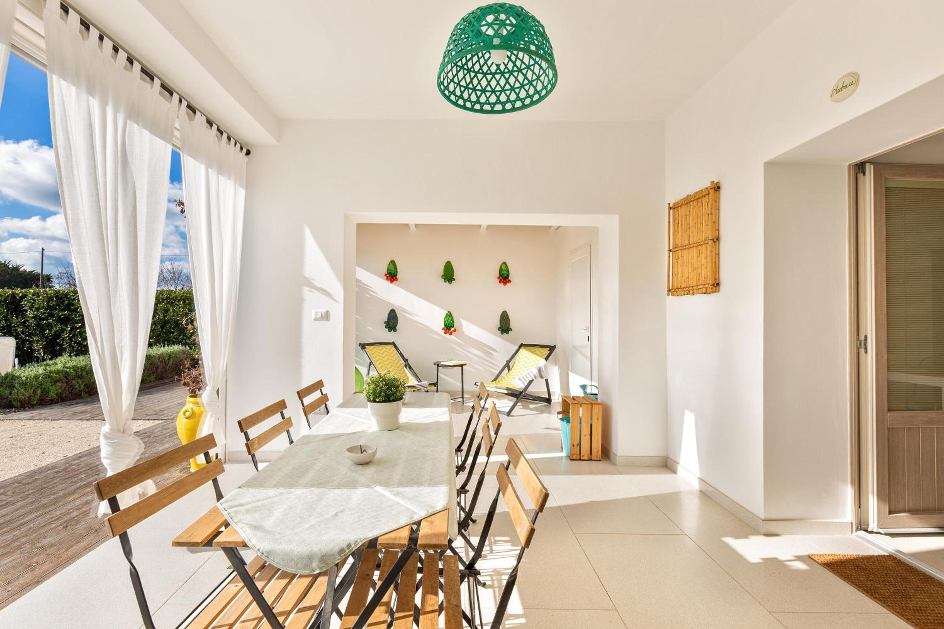 Two-Bedroom House photo 3