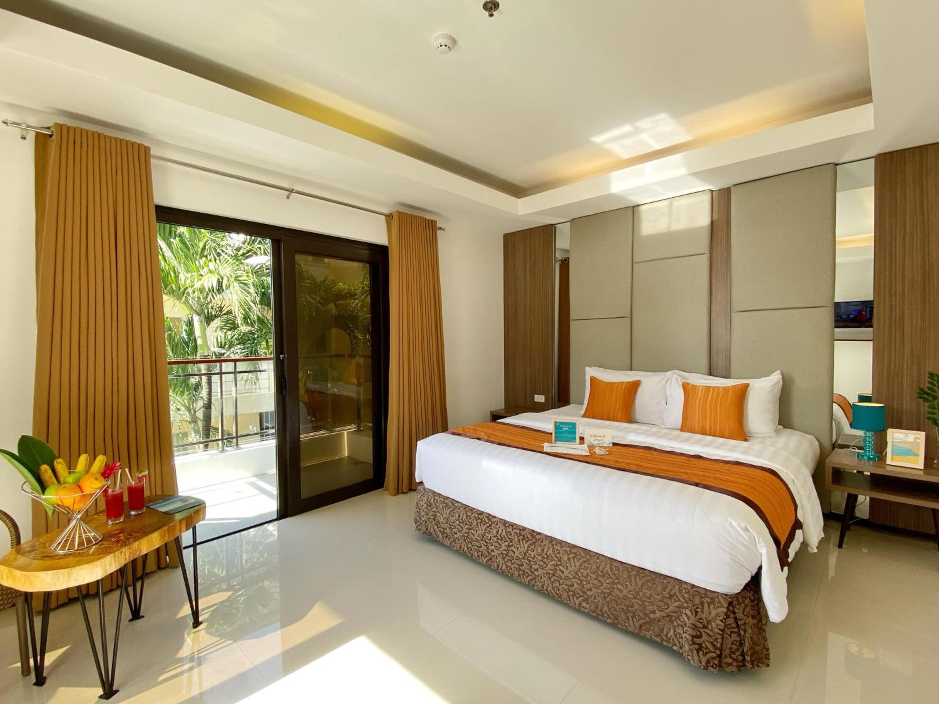 Deluxe Double Room - Photo 2