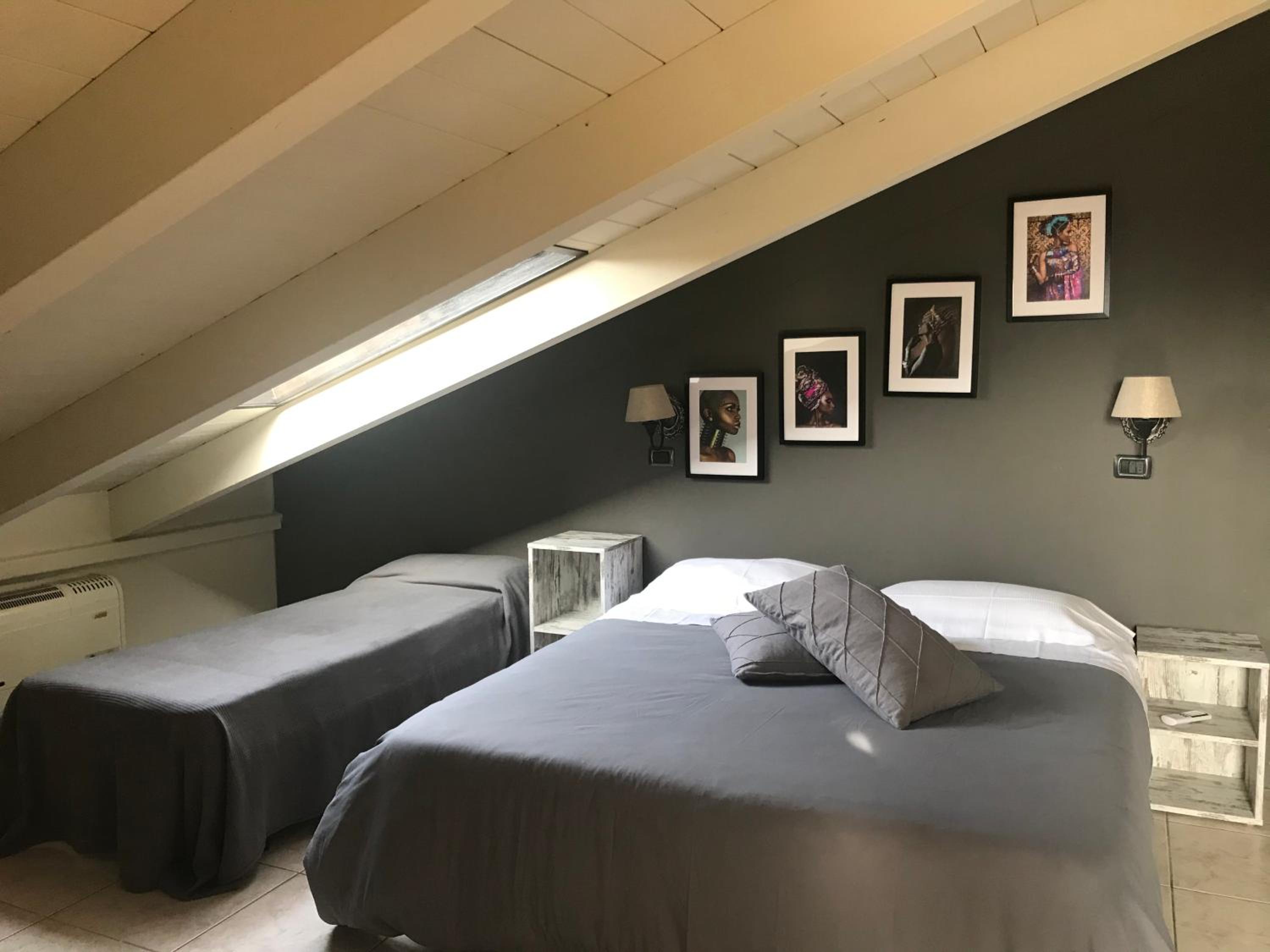 One-Bedroom Apartment - Photo 15