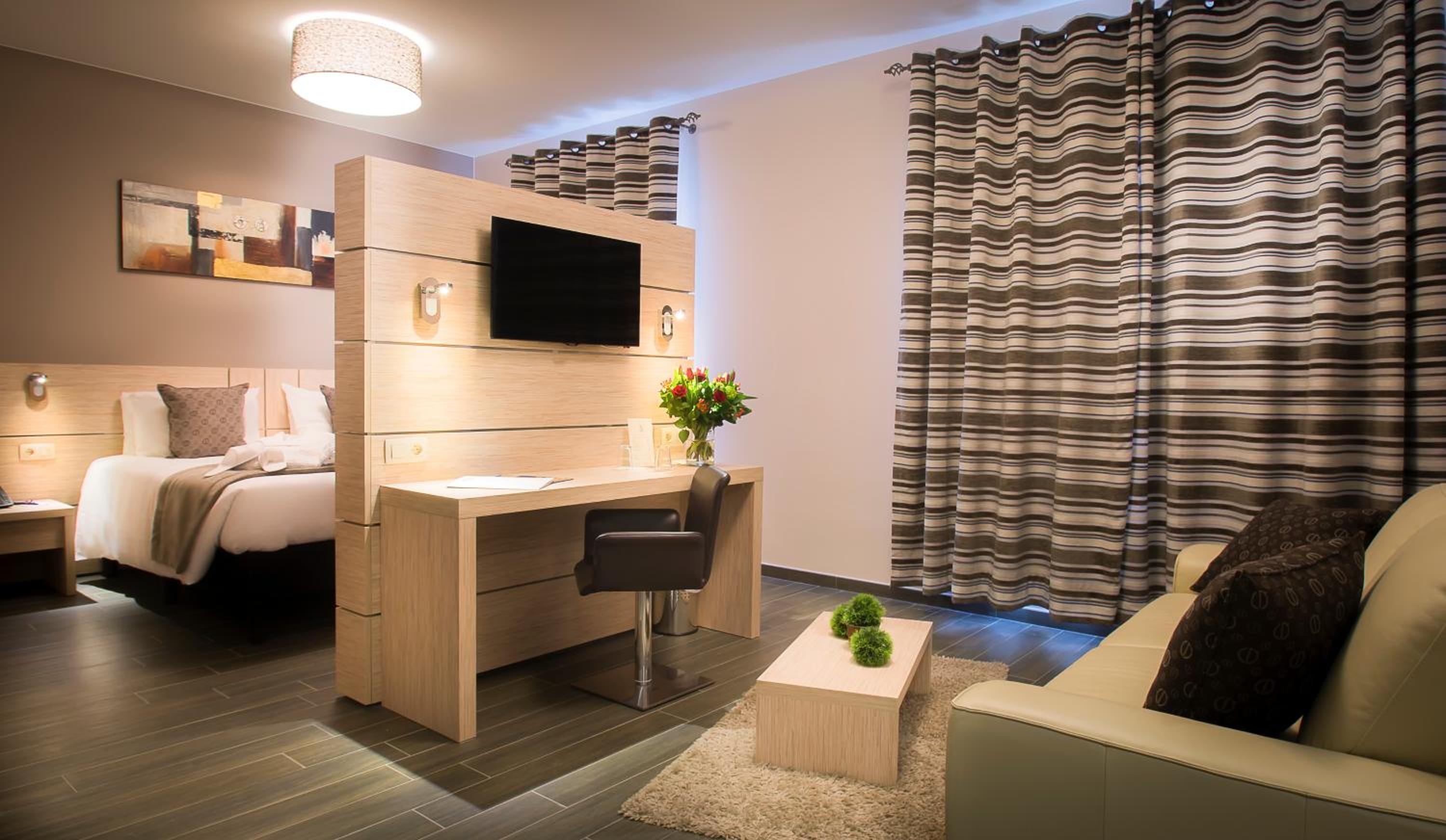 Superior King Room