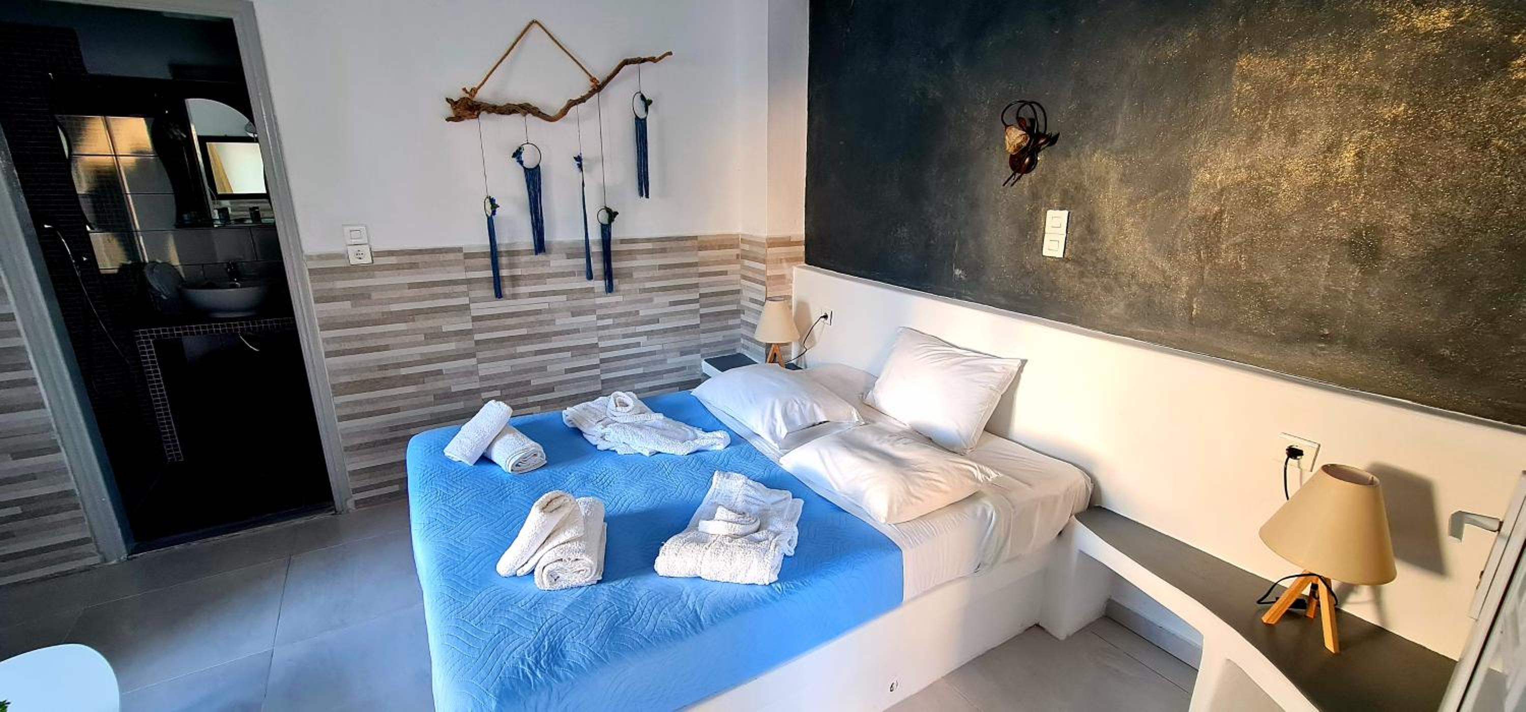 Double Room with Pool View photo 3
