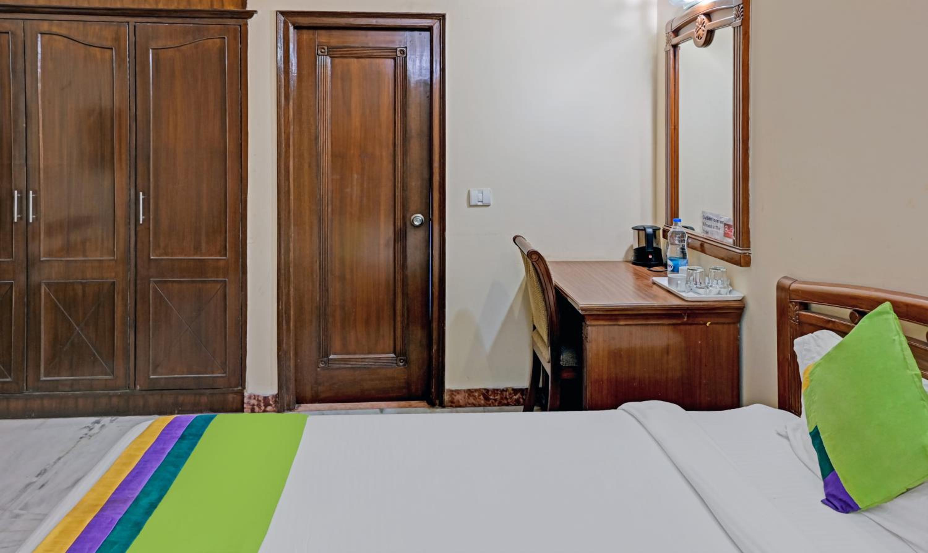 [Sanitized] Standard Double Room photo 1