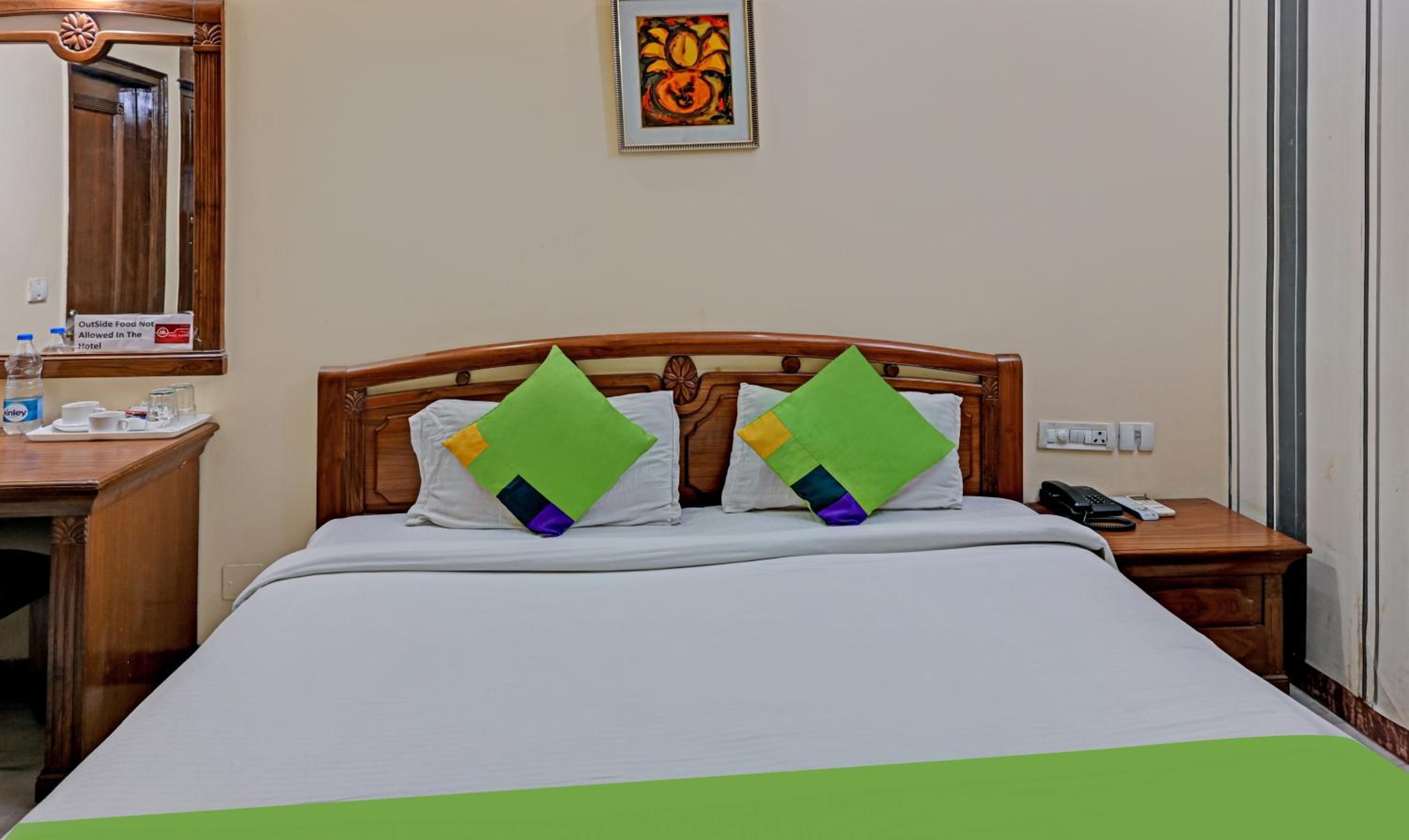 [Sanitized] Standard Double Room photo 3