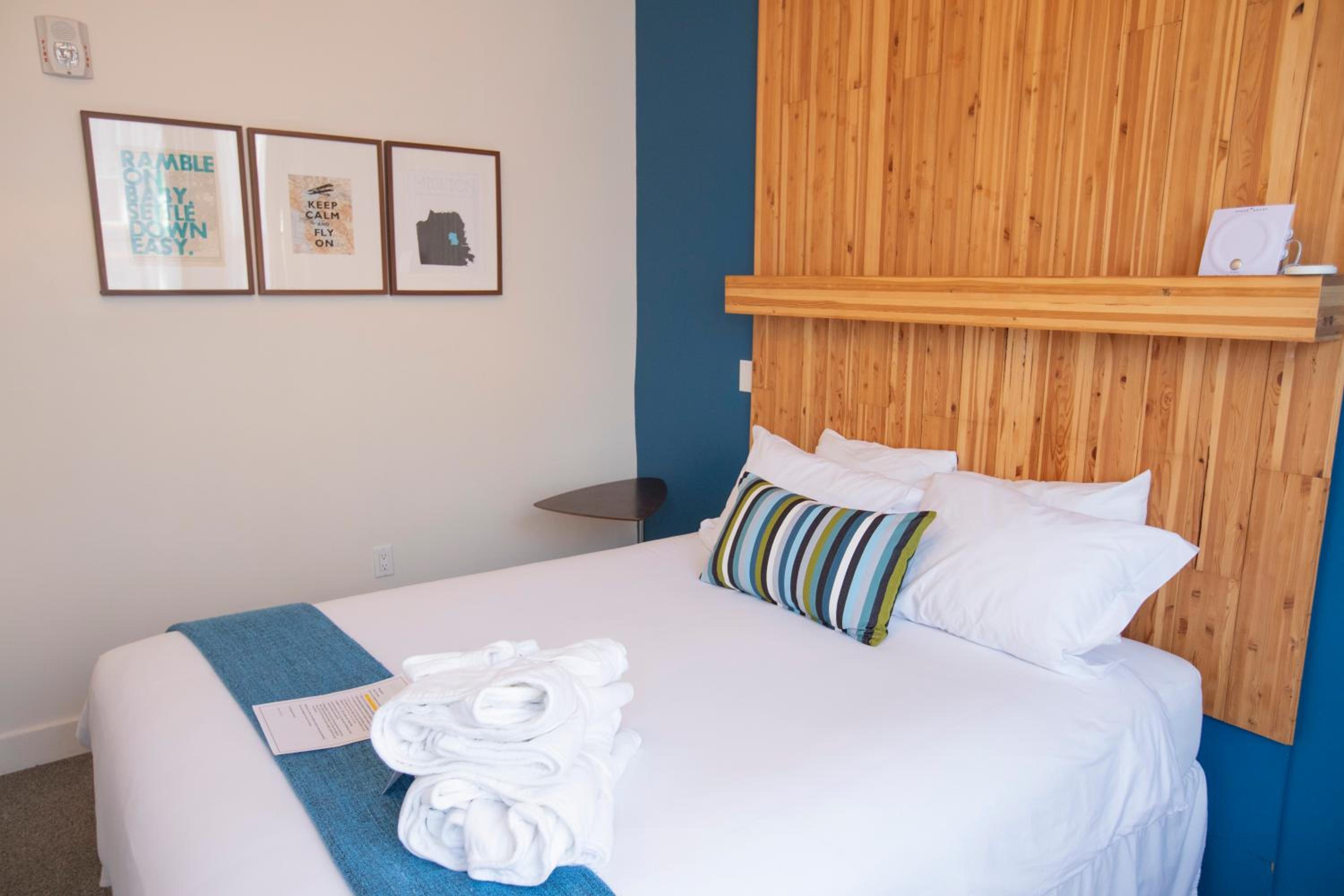 Queen Room with Shared Bathroom