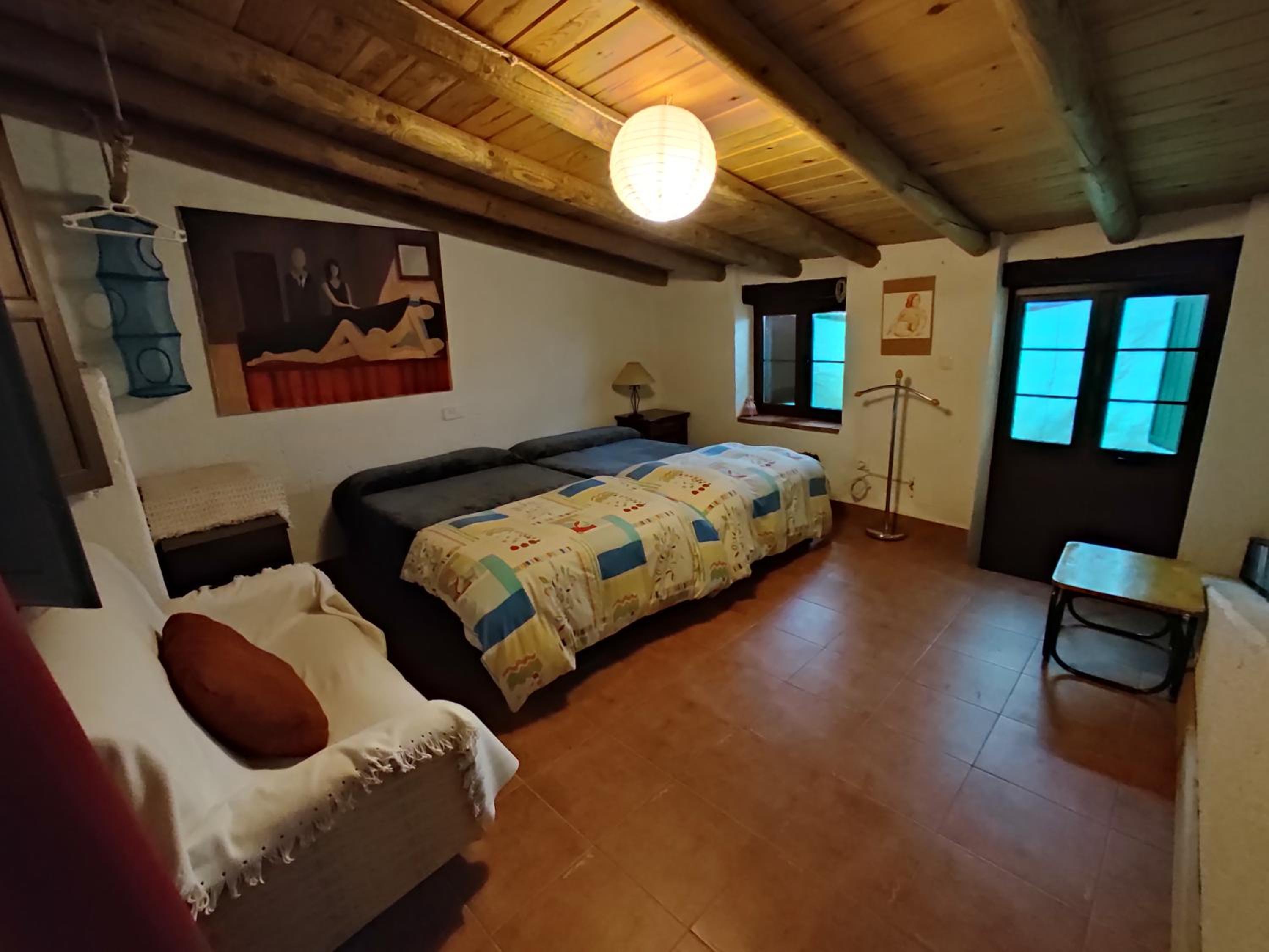 Two-Bedroom House - Photo 25