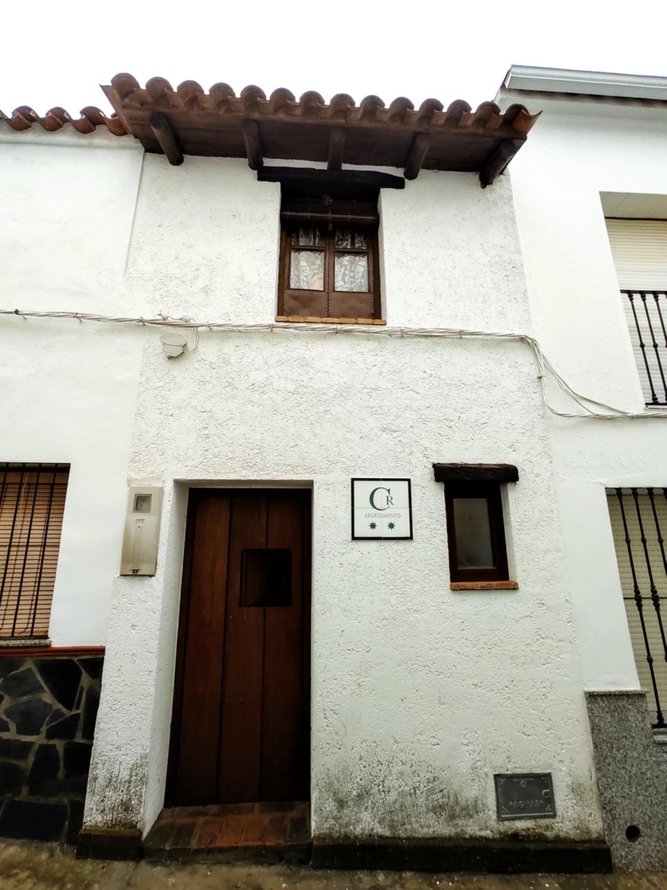Two-Bedroom House - Photo 7