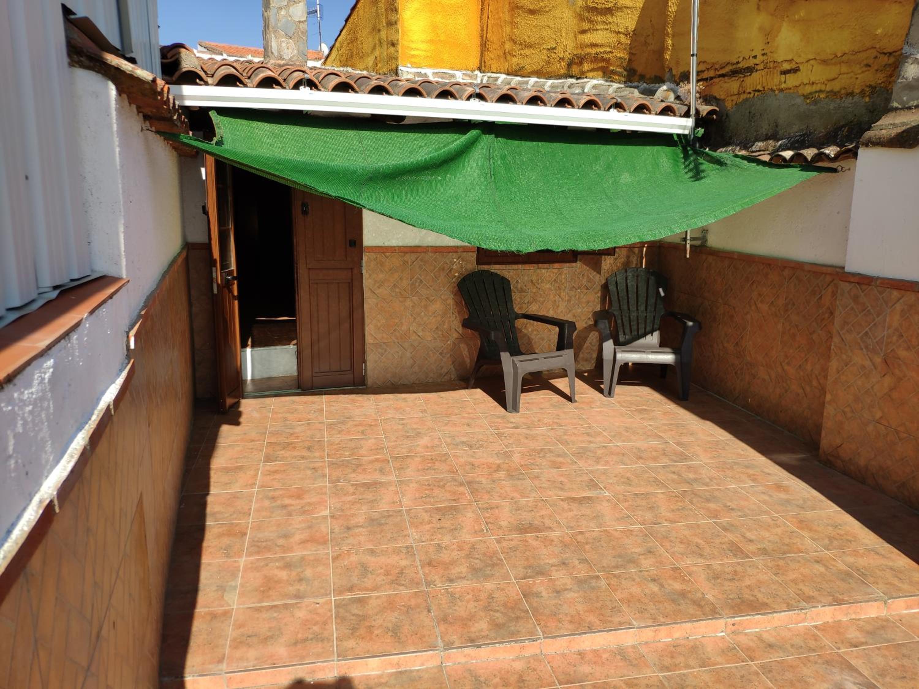 Two-Bedroom House - Photo 8