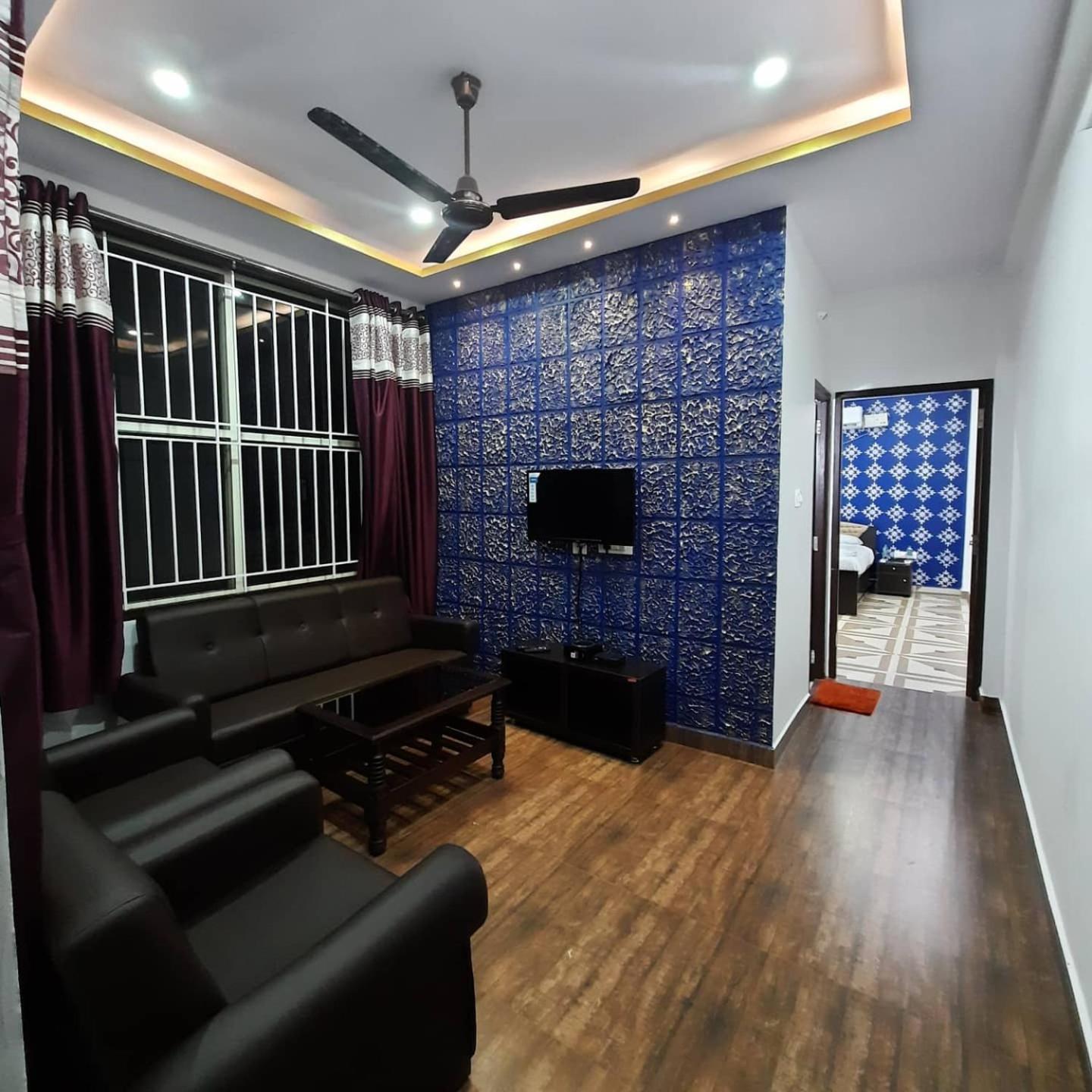 Double Room - Photo 4