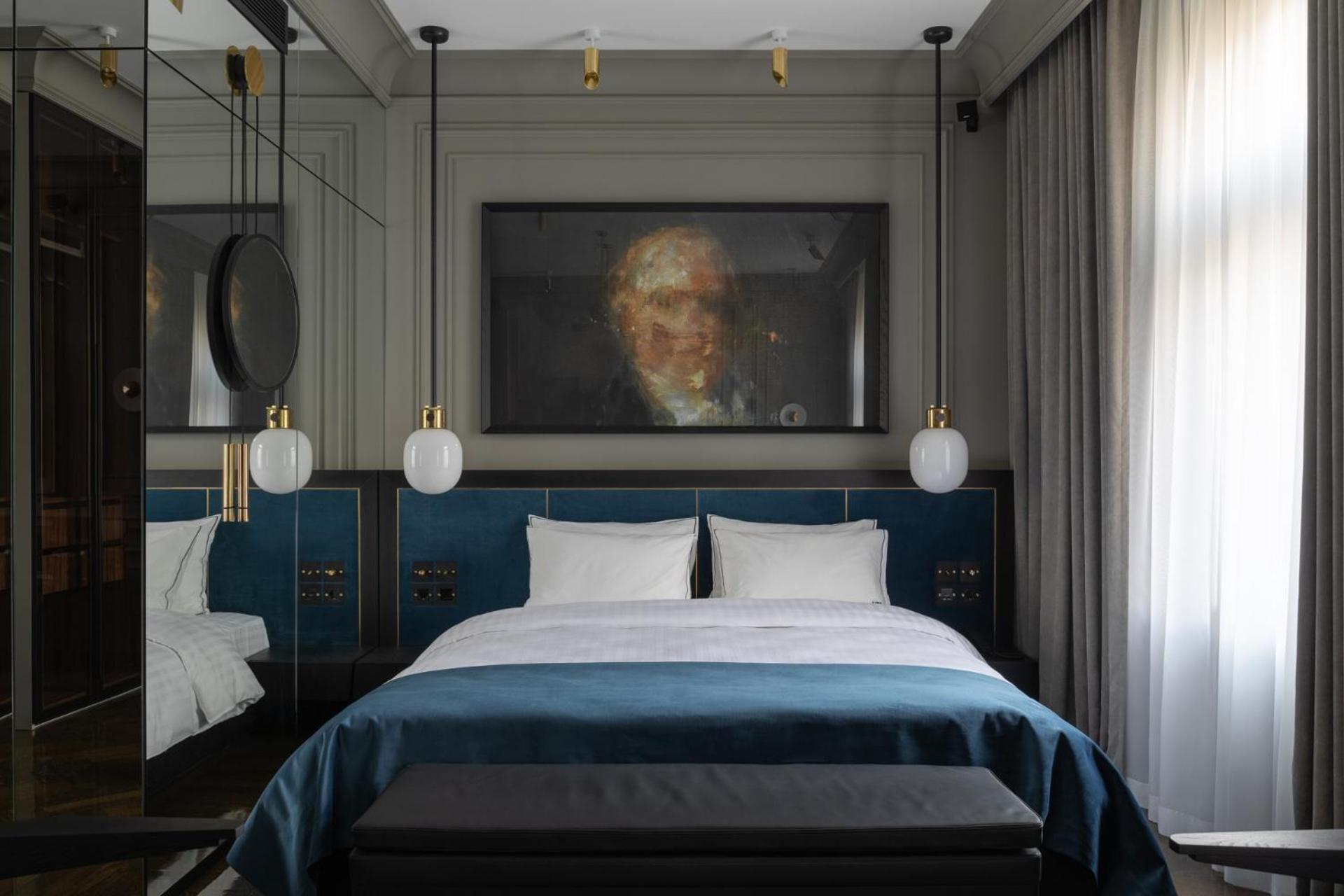 Deluxe Room - Photo 7