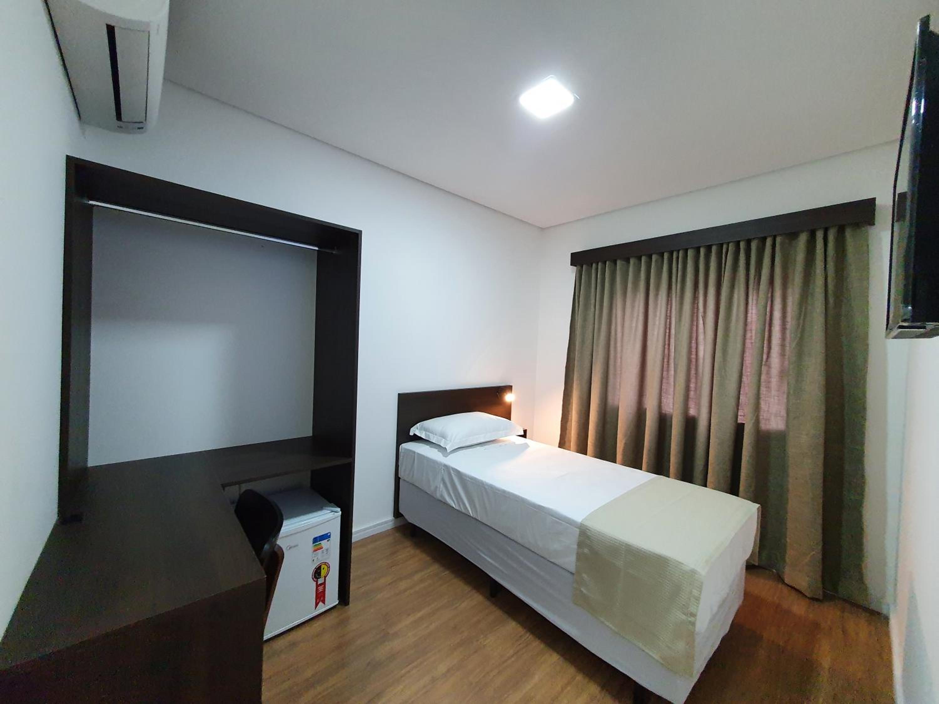 Single Room with Private Bathroom
