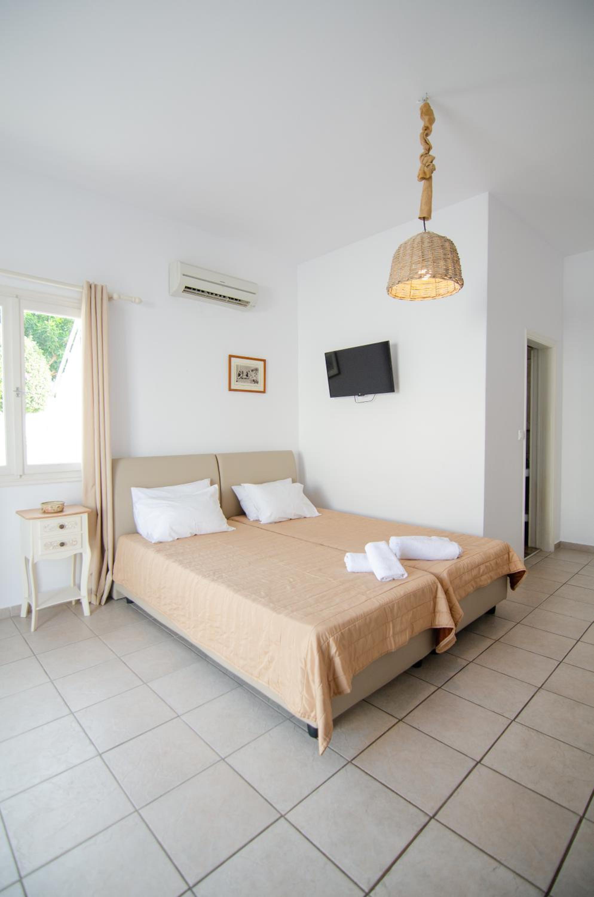 Triple Room - Photo 21