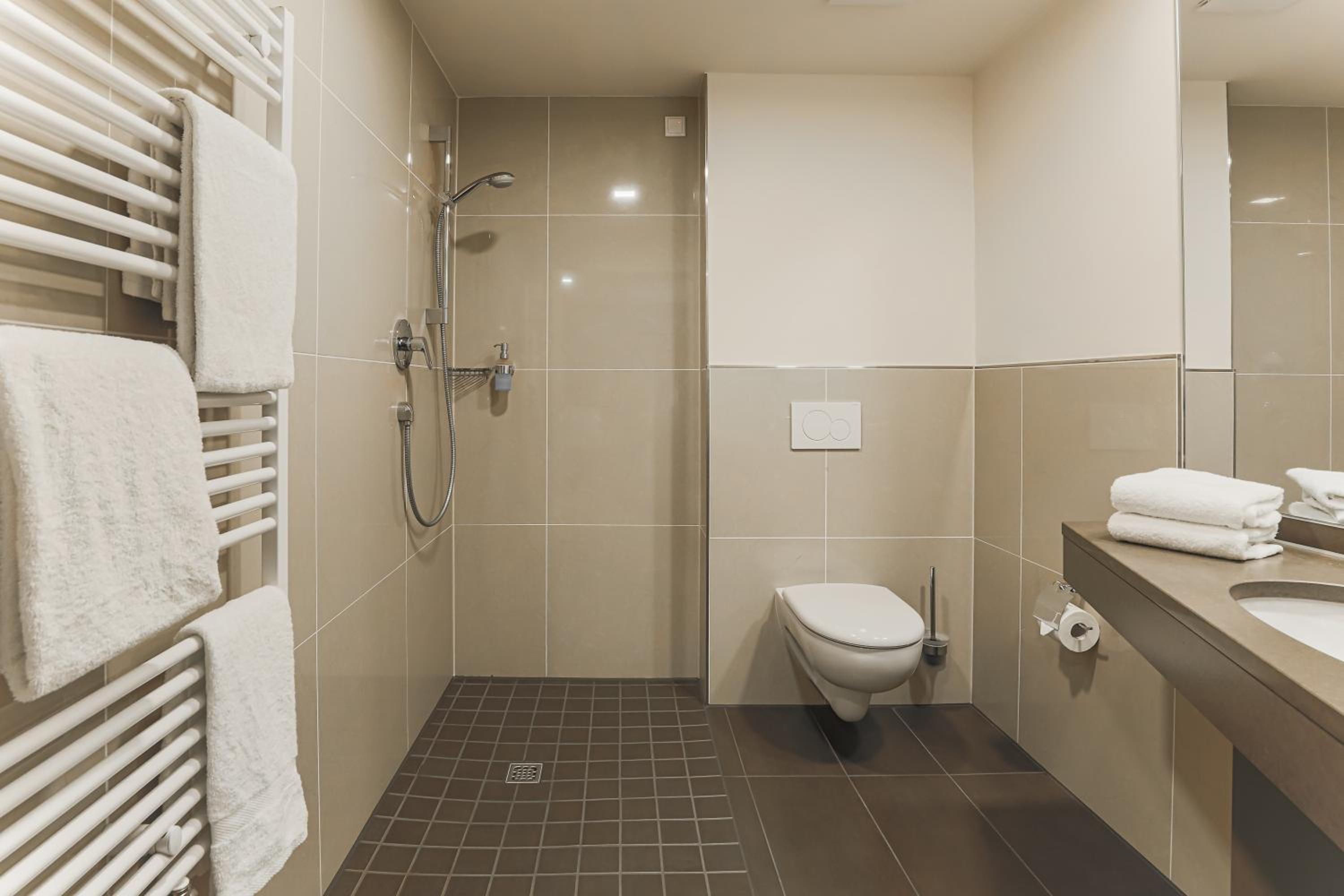 Double or Twin Room photo 3