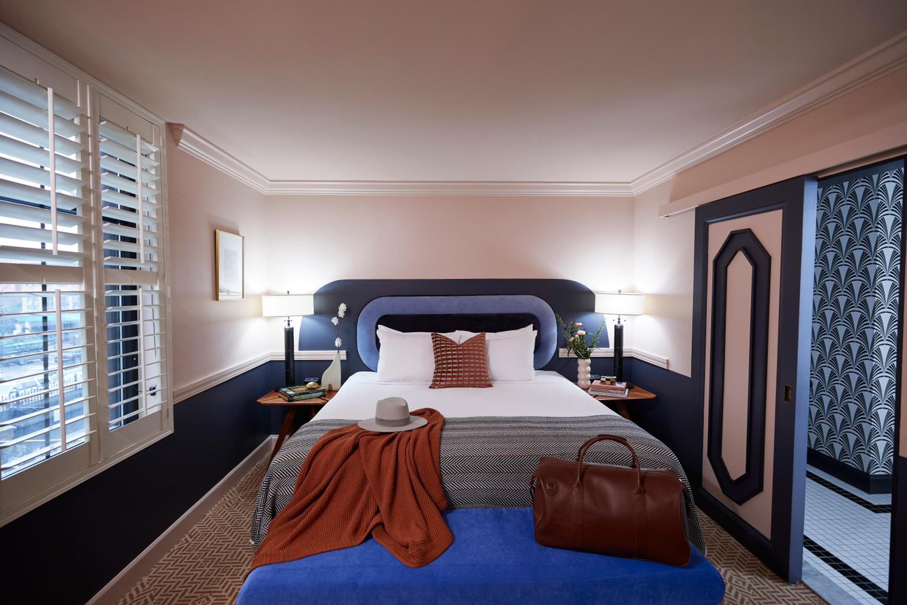 King Suite - Photo 1