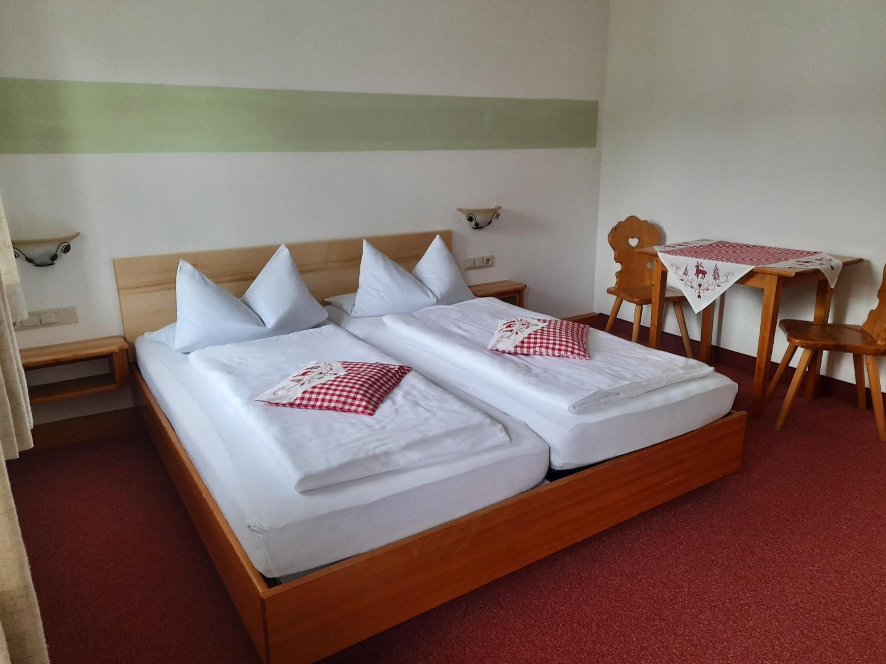 Standard Double Room photo 2