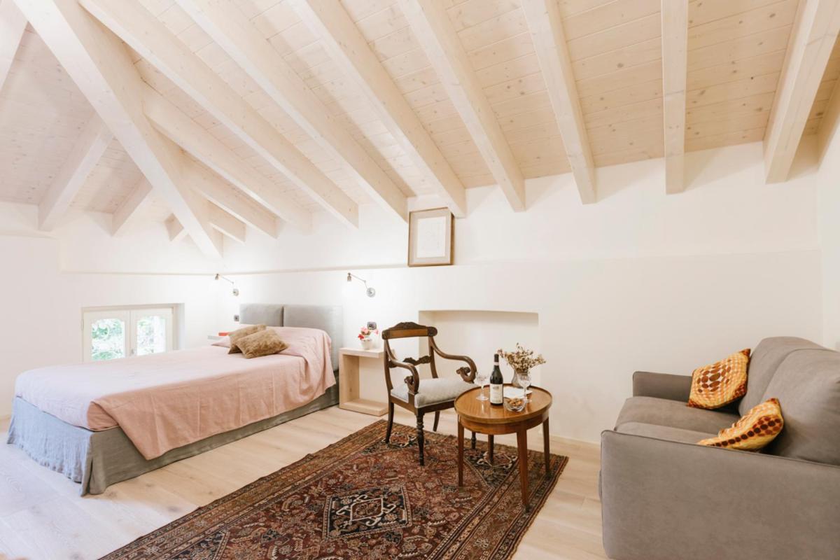Quadruple Room with Private Bathroom photo 2