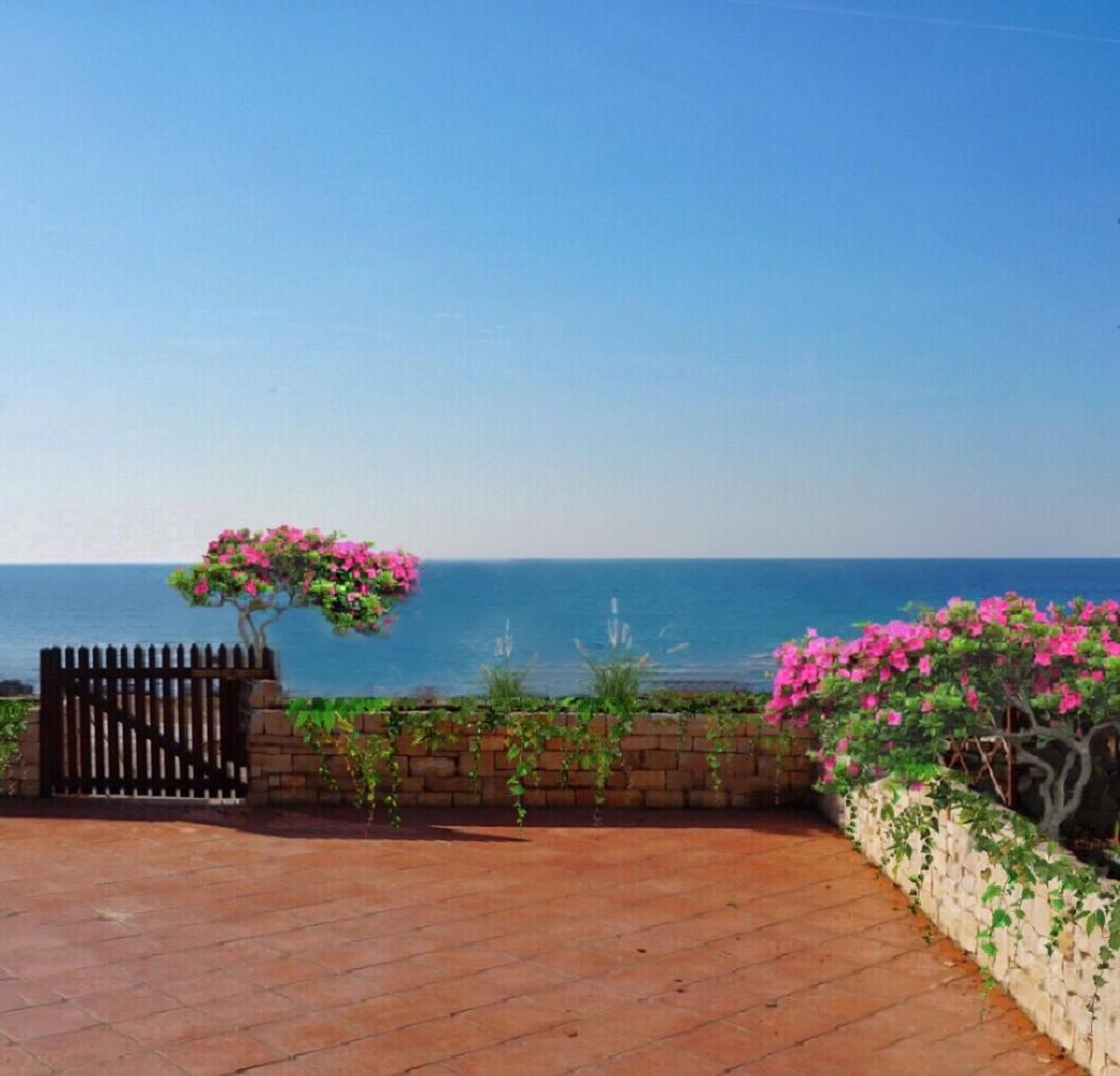 Two-Bedroom Apartment with Sea View photo 1