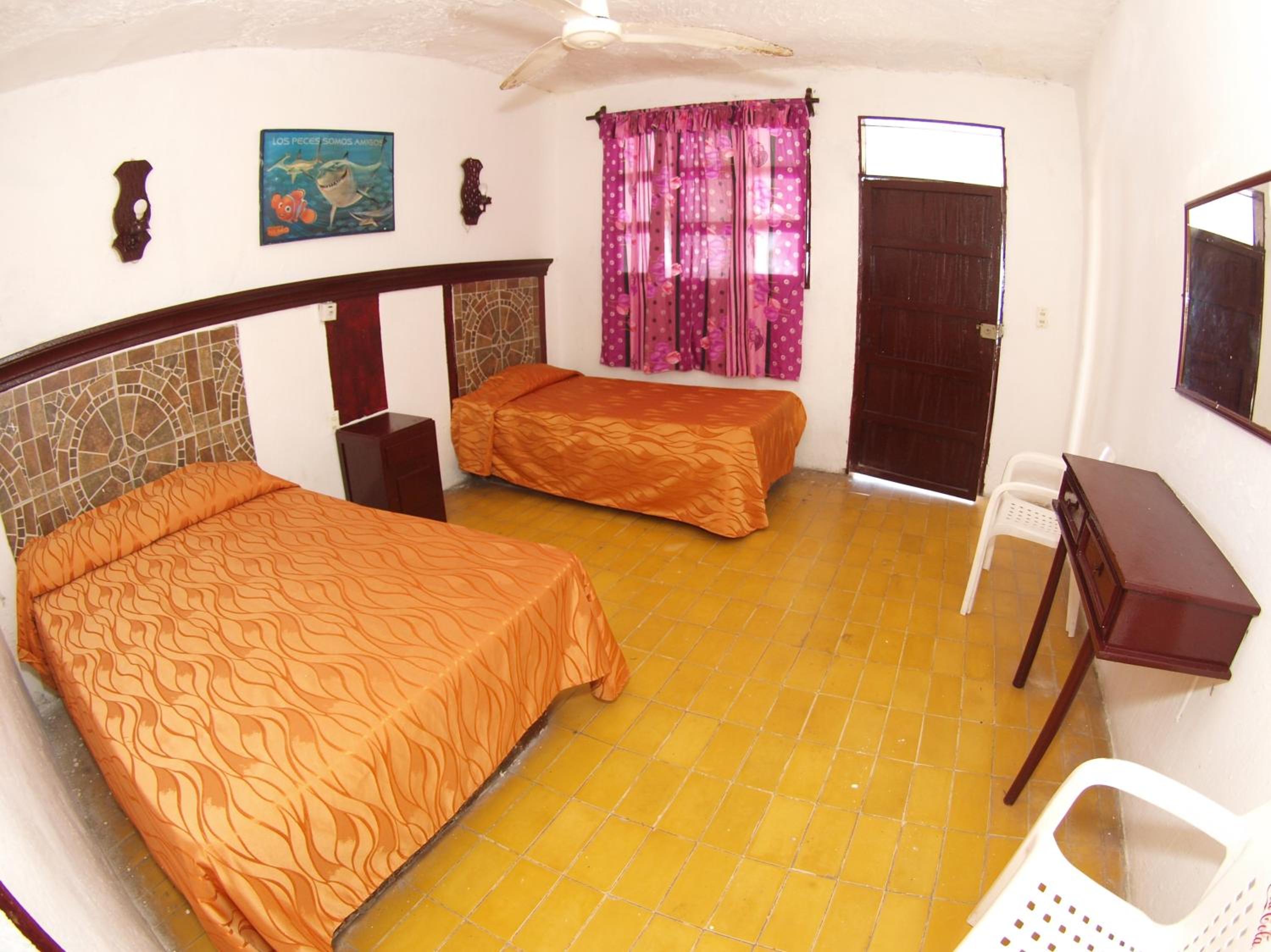 Triple Room - Photo 2
