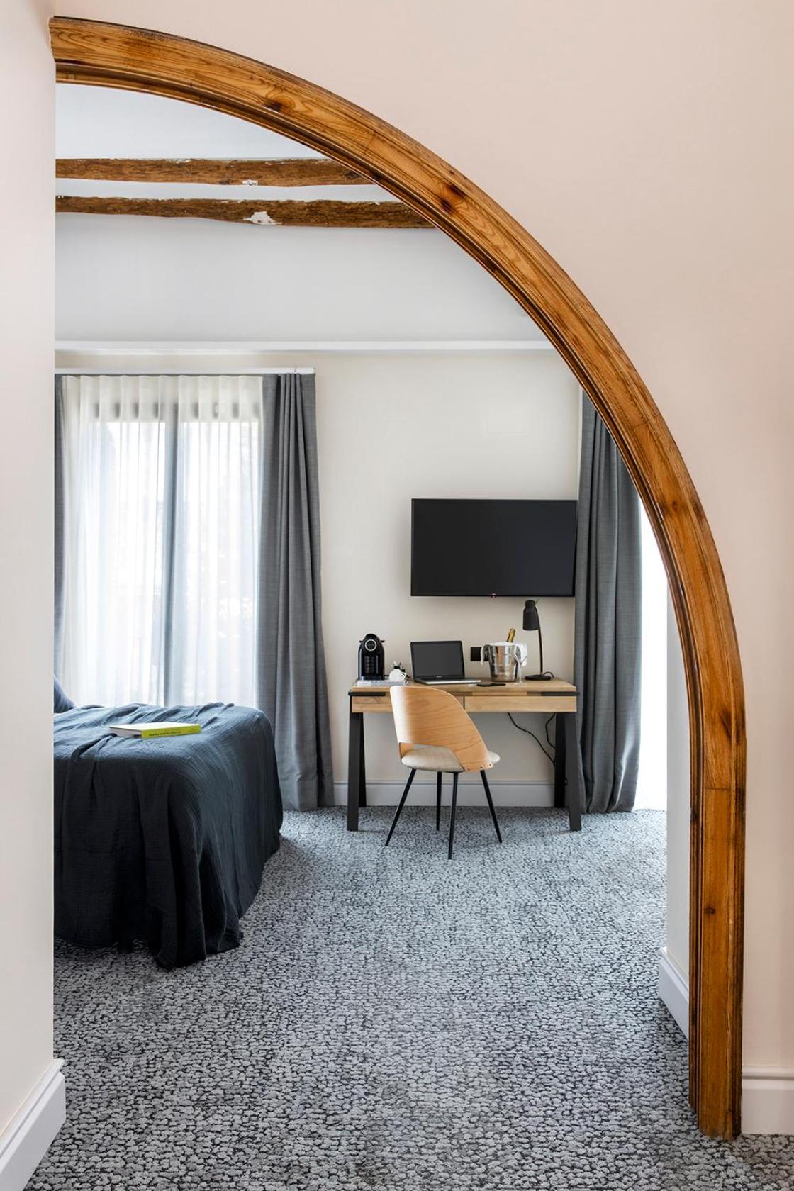 Superior King Room photo 2