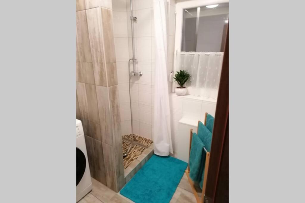 Three-Bedroom Villa - Photo 32