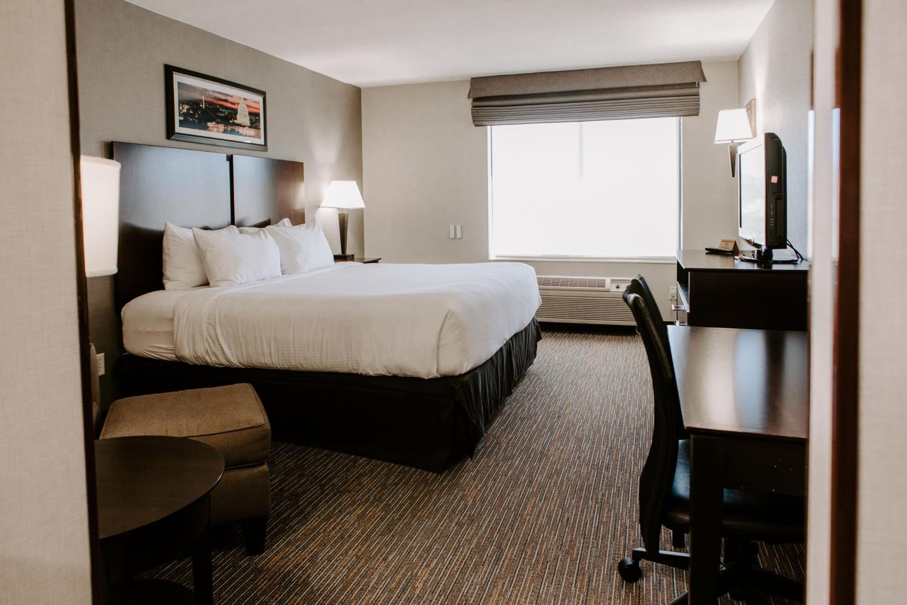 King Room - Disability Access/Non-Smoking - Photo 3