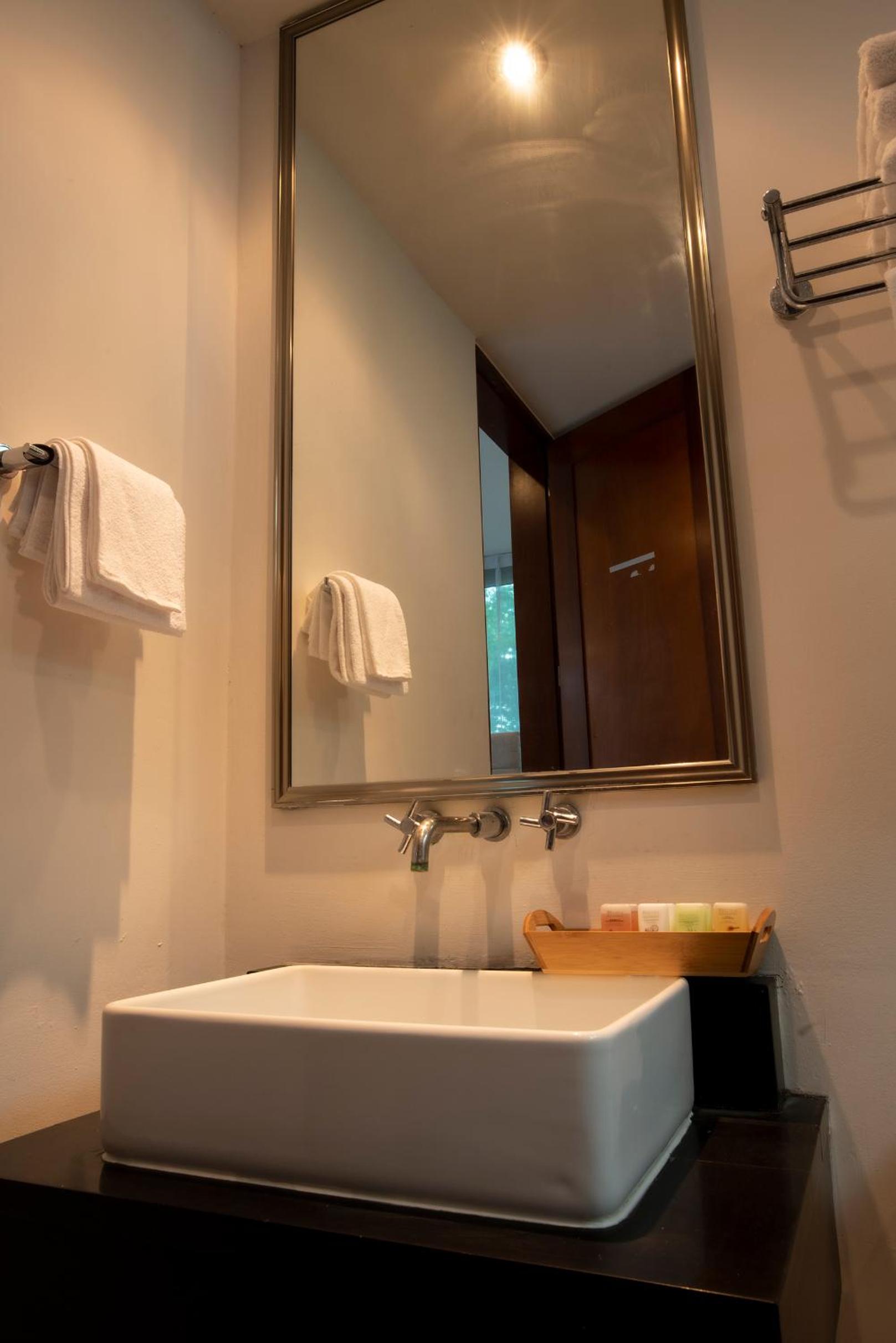 Standard Double Suite - Photo 4