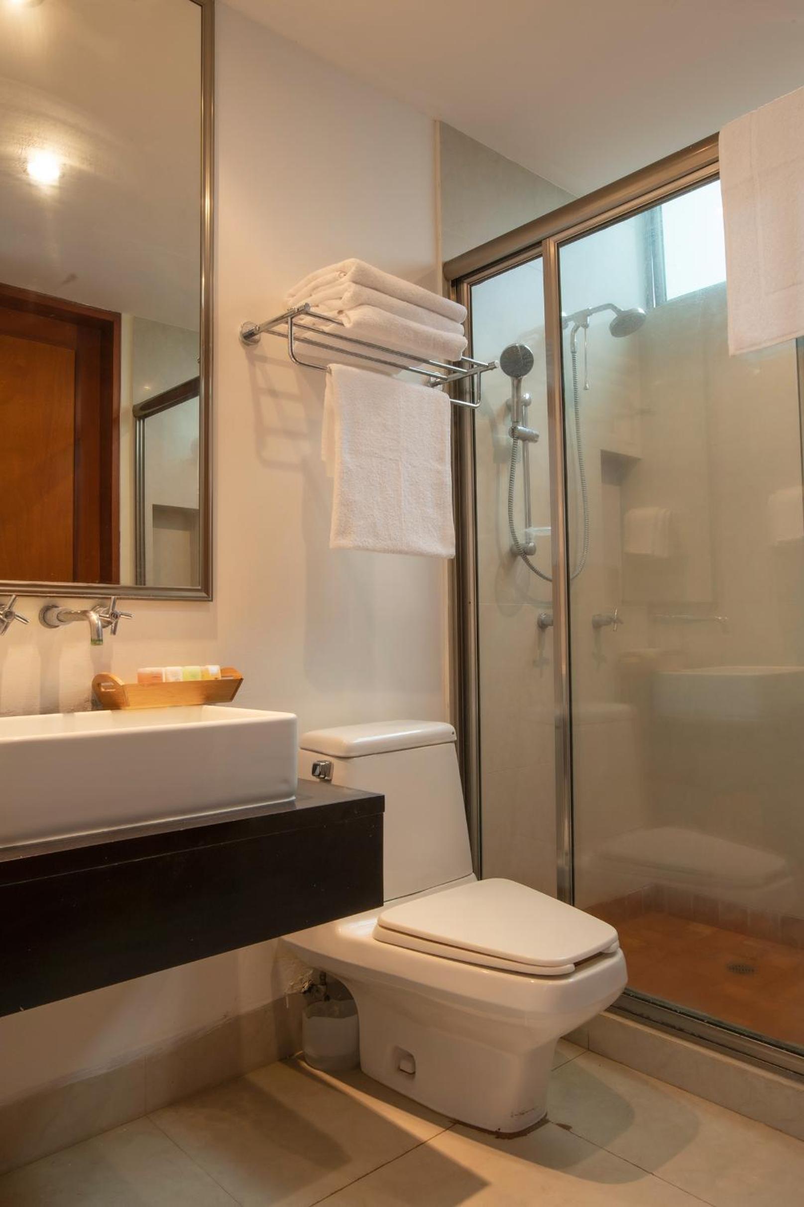 Standard Double Suite - Photo 3