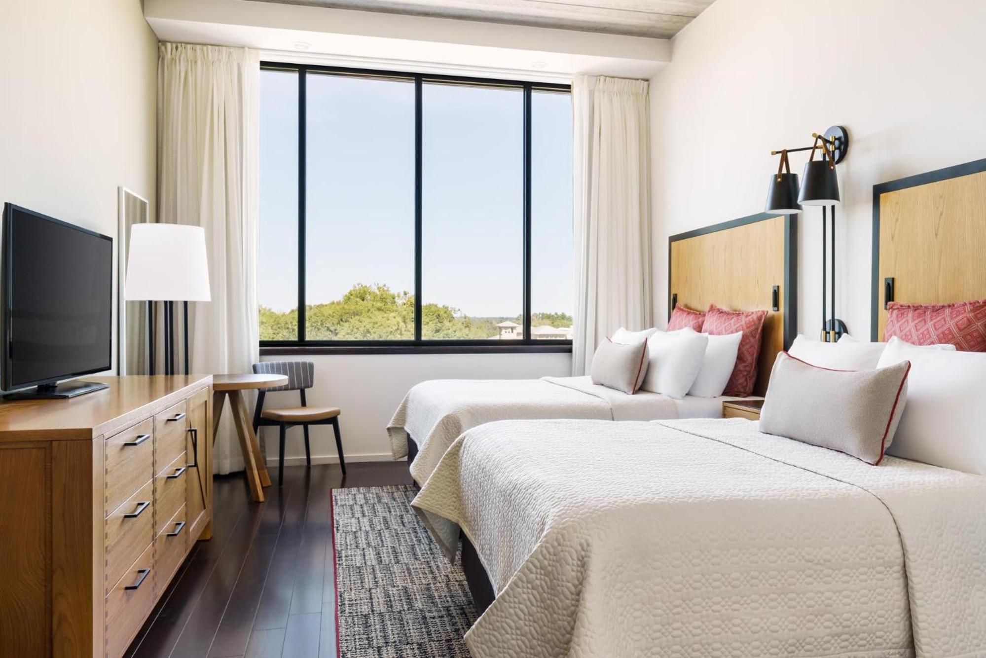 Standard Queen Room with Two Queen Beds - Photo 1