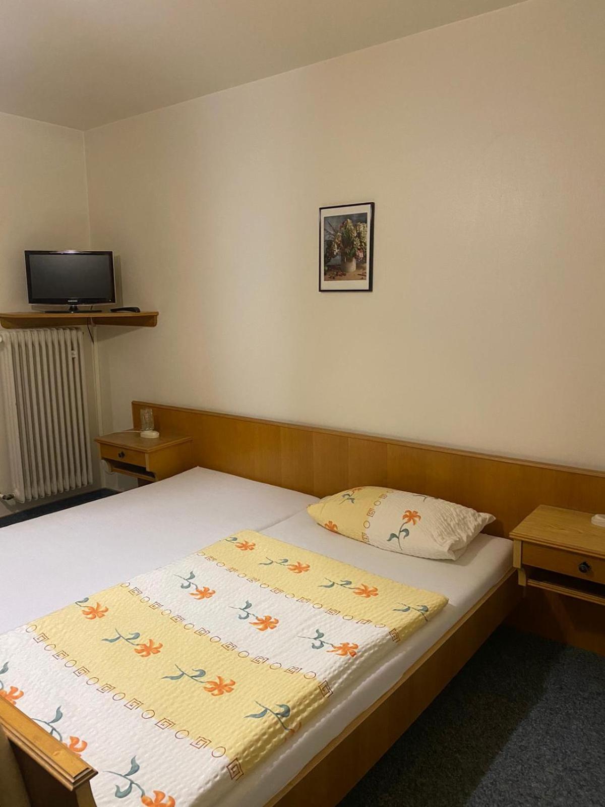 Economy Double Room - Photo 2