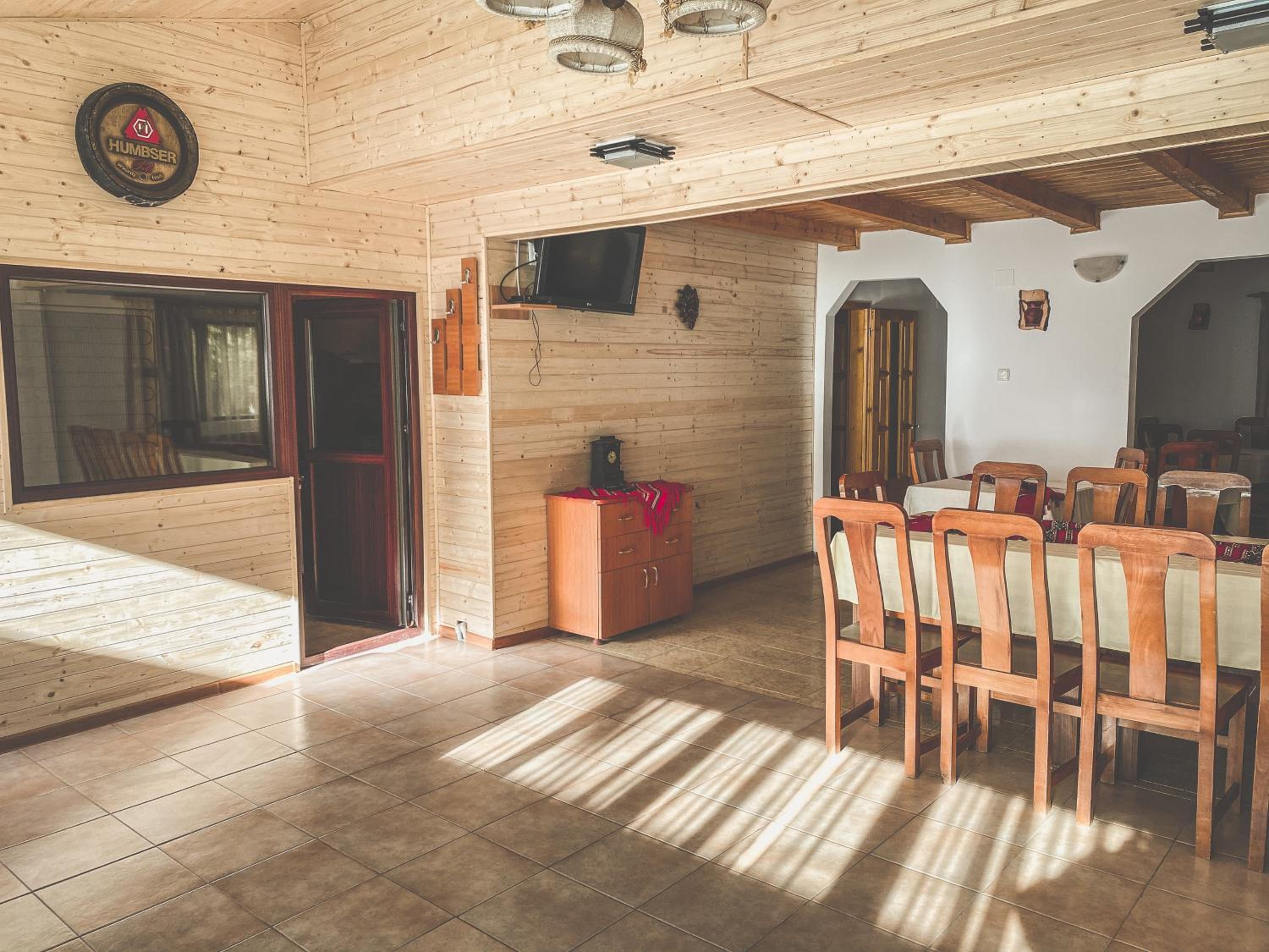 Four-Bedroom House - Photo 4