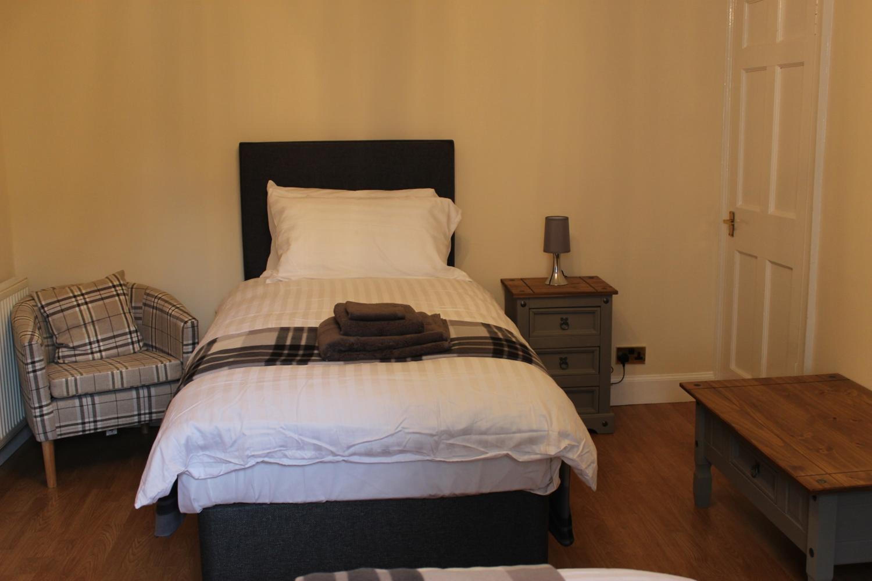 Deluxe Twin Room - Photo 2