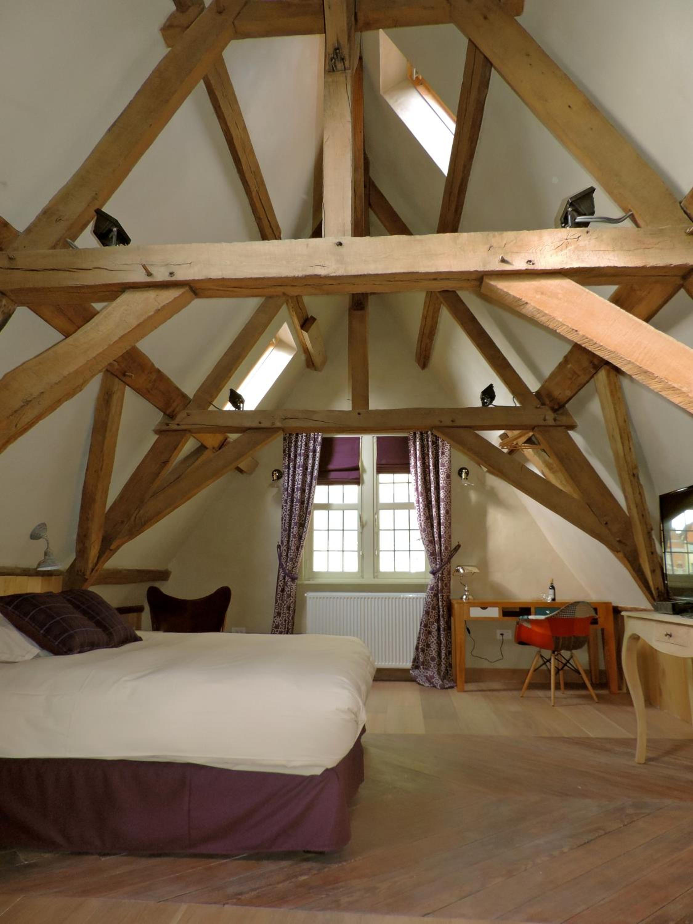 Deluxe Double or Twin Room with City View
