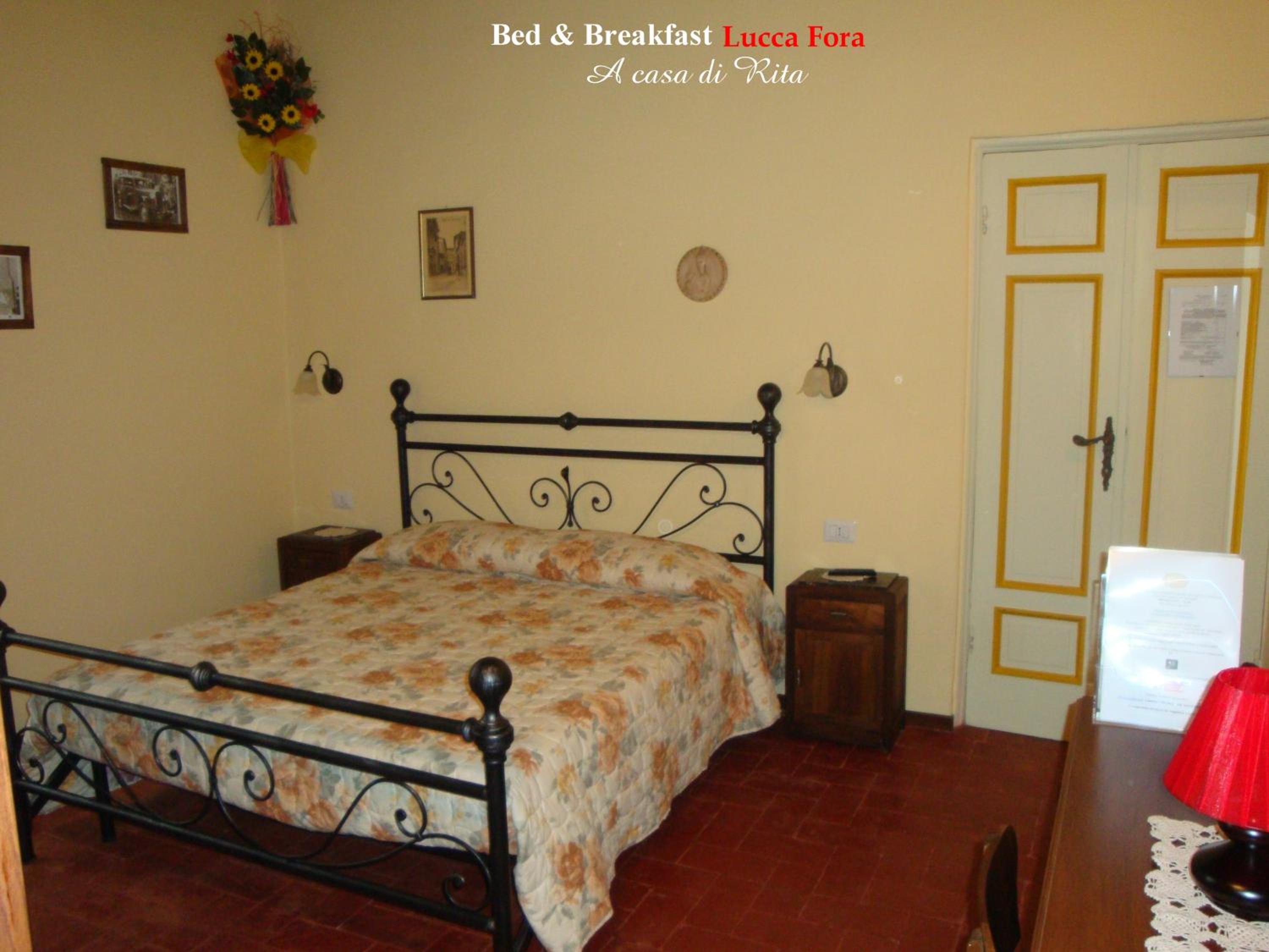 Basic Double Room photo 3