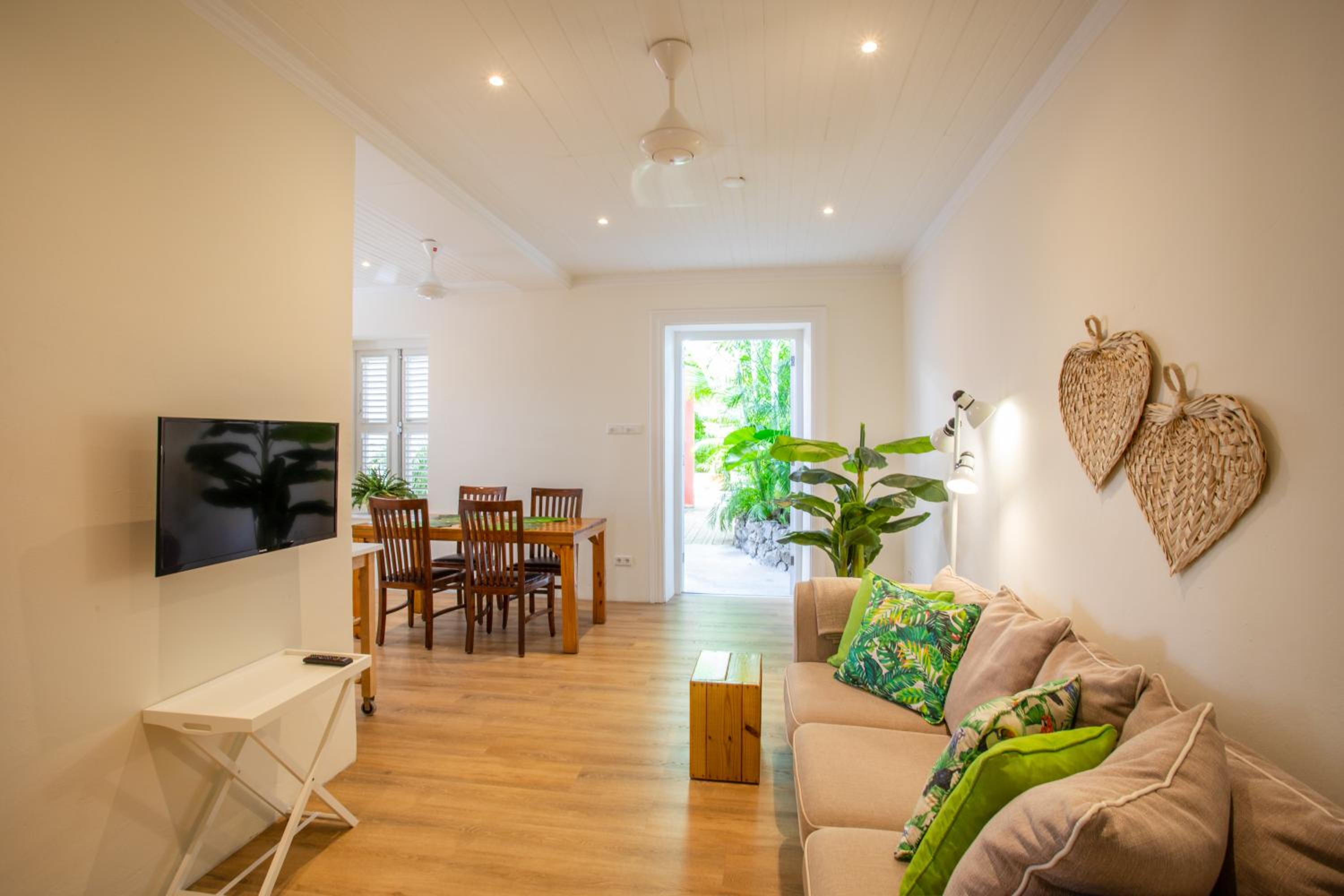 Premium Spacious 2-bedroom Apartment ground floor