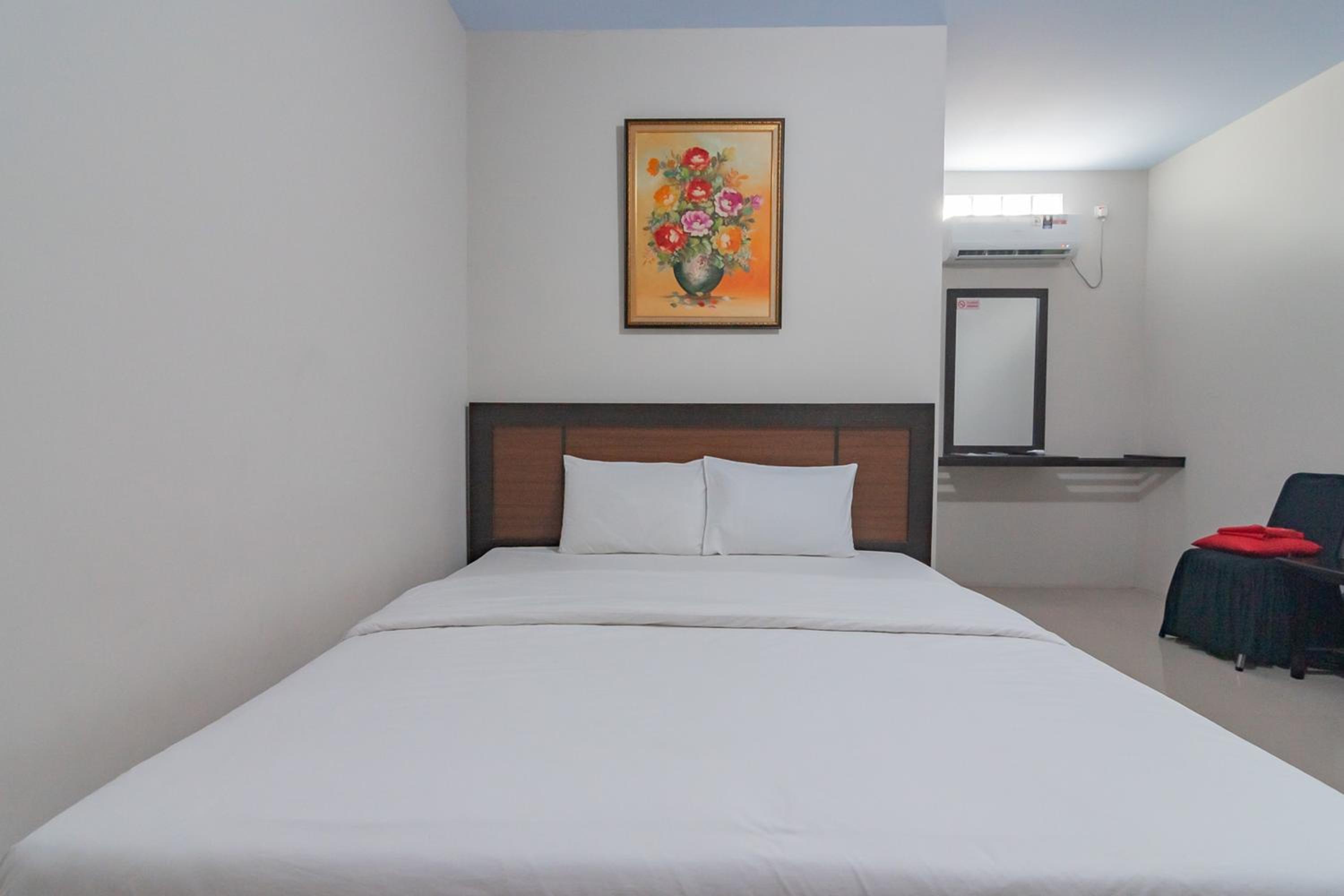 Standard Double Room photo 3