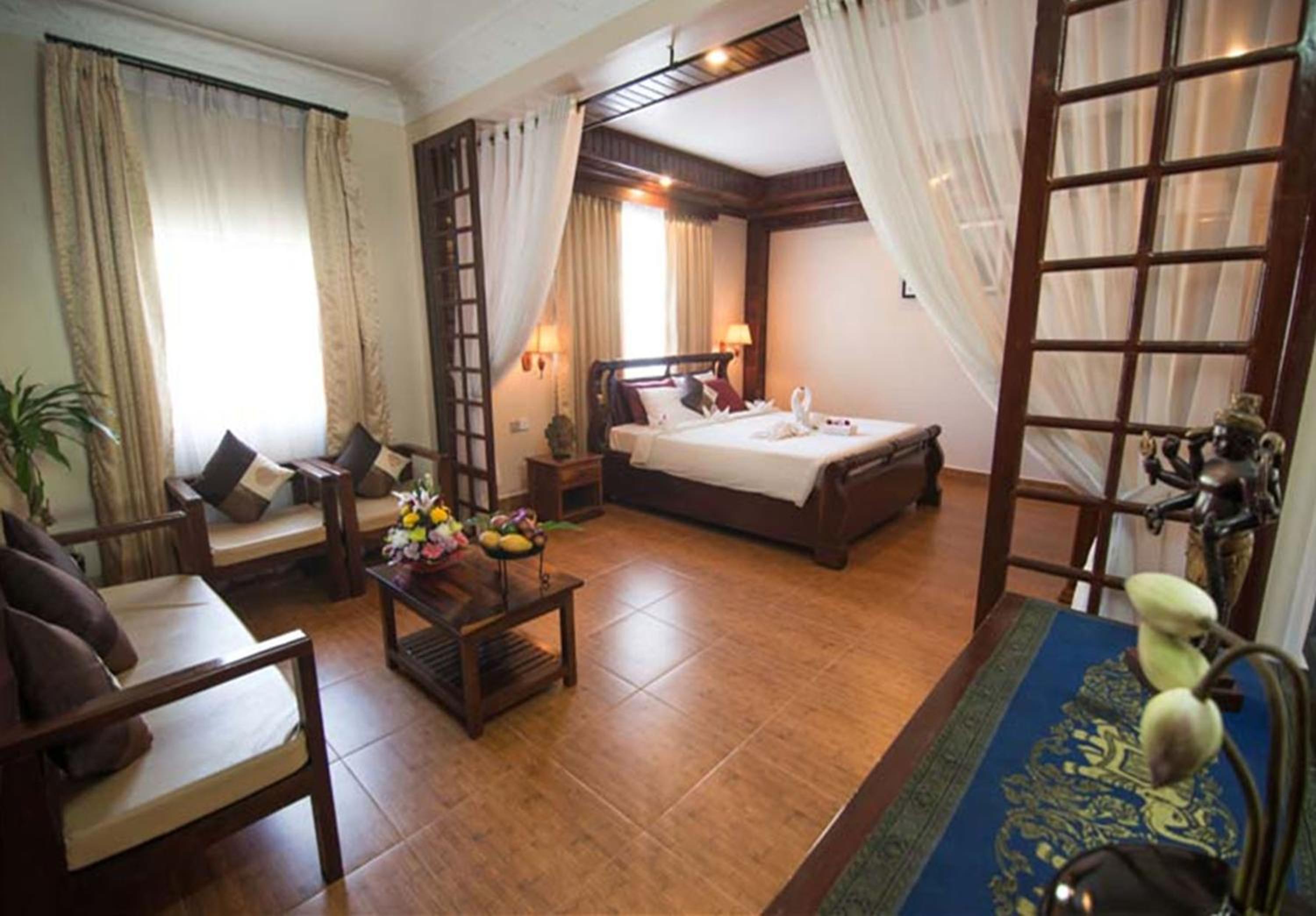 Suite - Photo 4