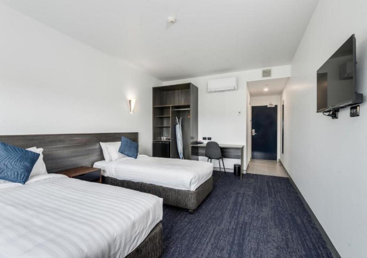 Deluxe Triple Room - Photo 8