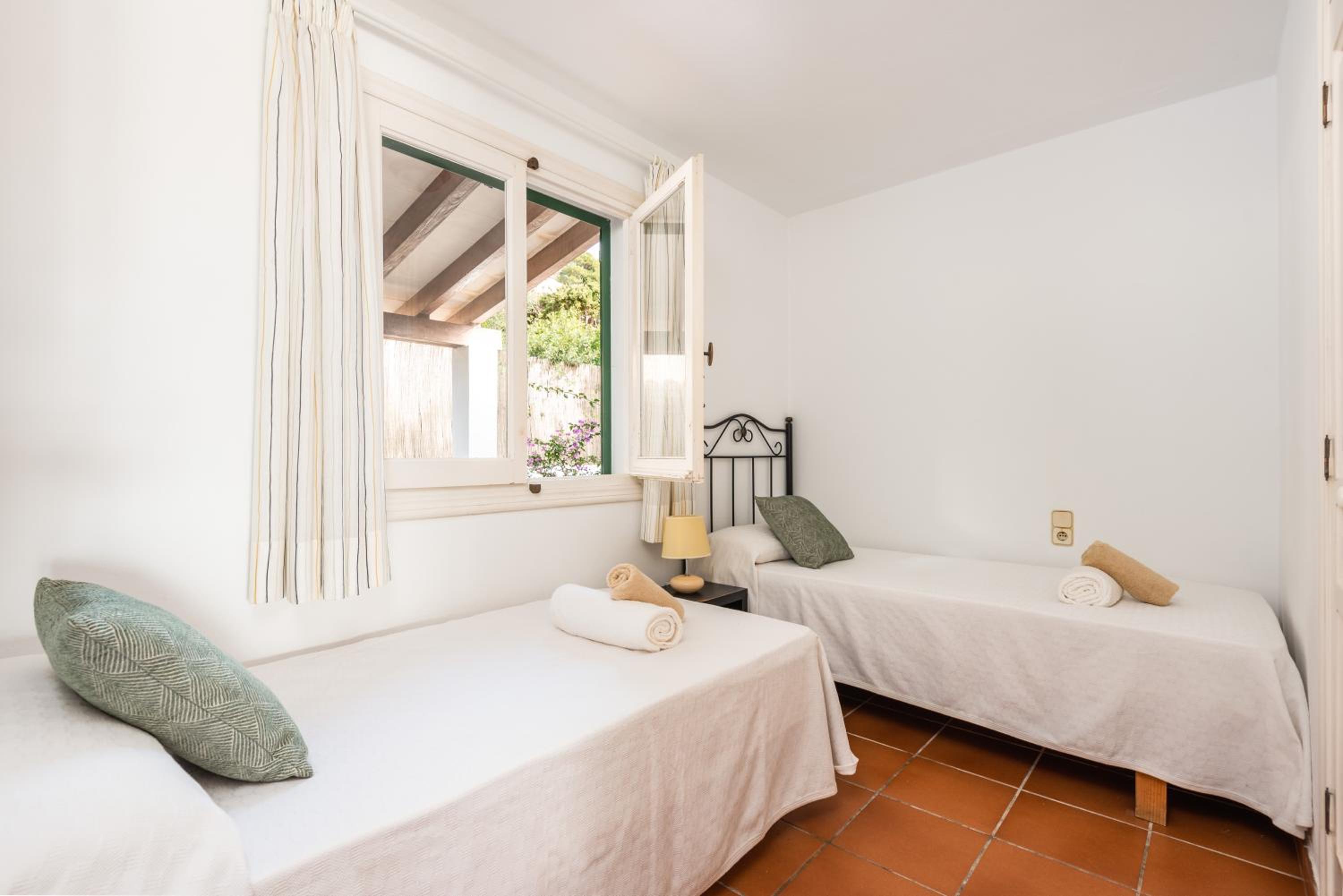 Villa de Tres Habitaciones