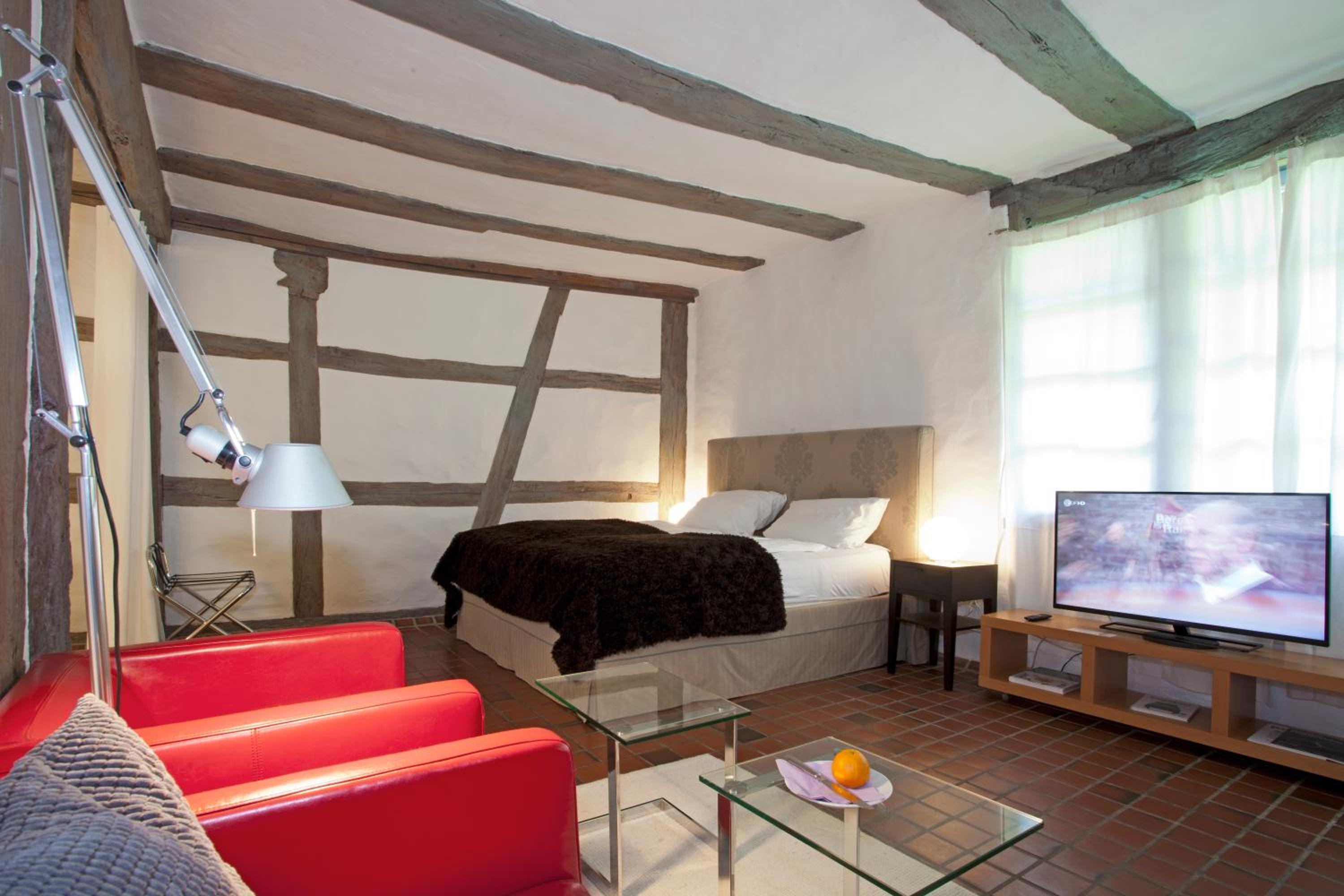 Apartment - Ground Floor photo 3