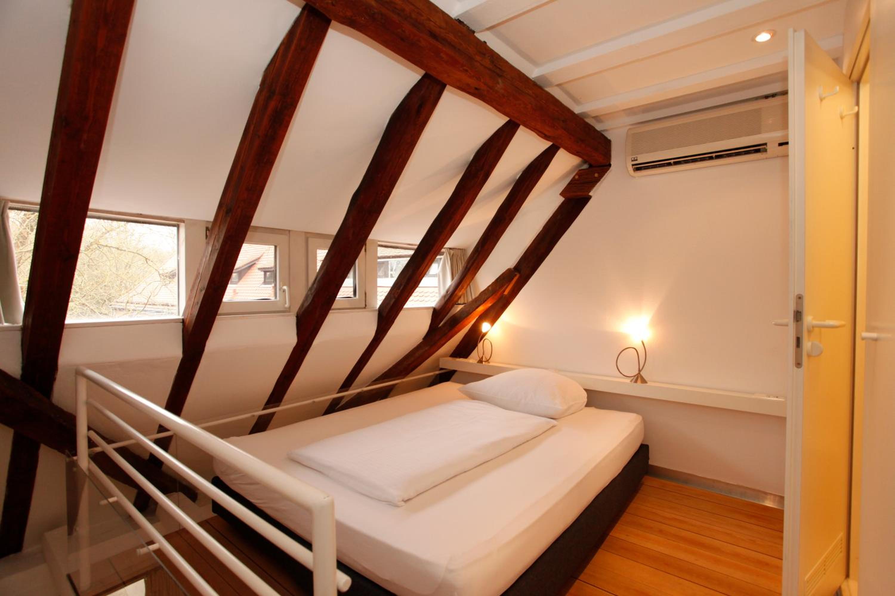 Small Double Room photo 3