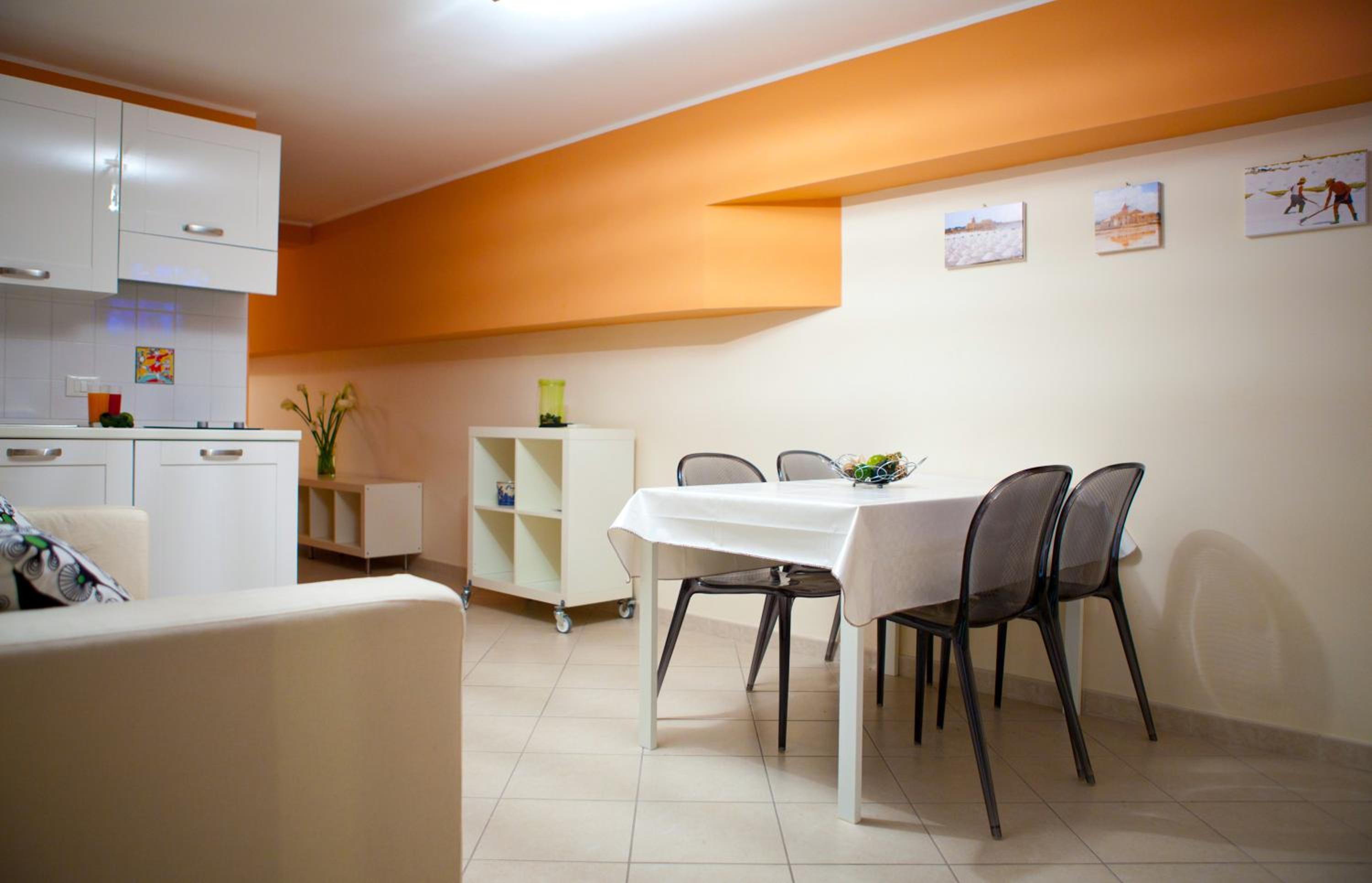 Two-Bedroom Apartment with City View photo 3
