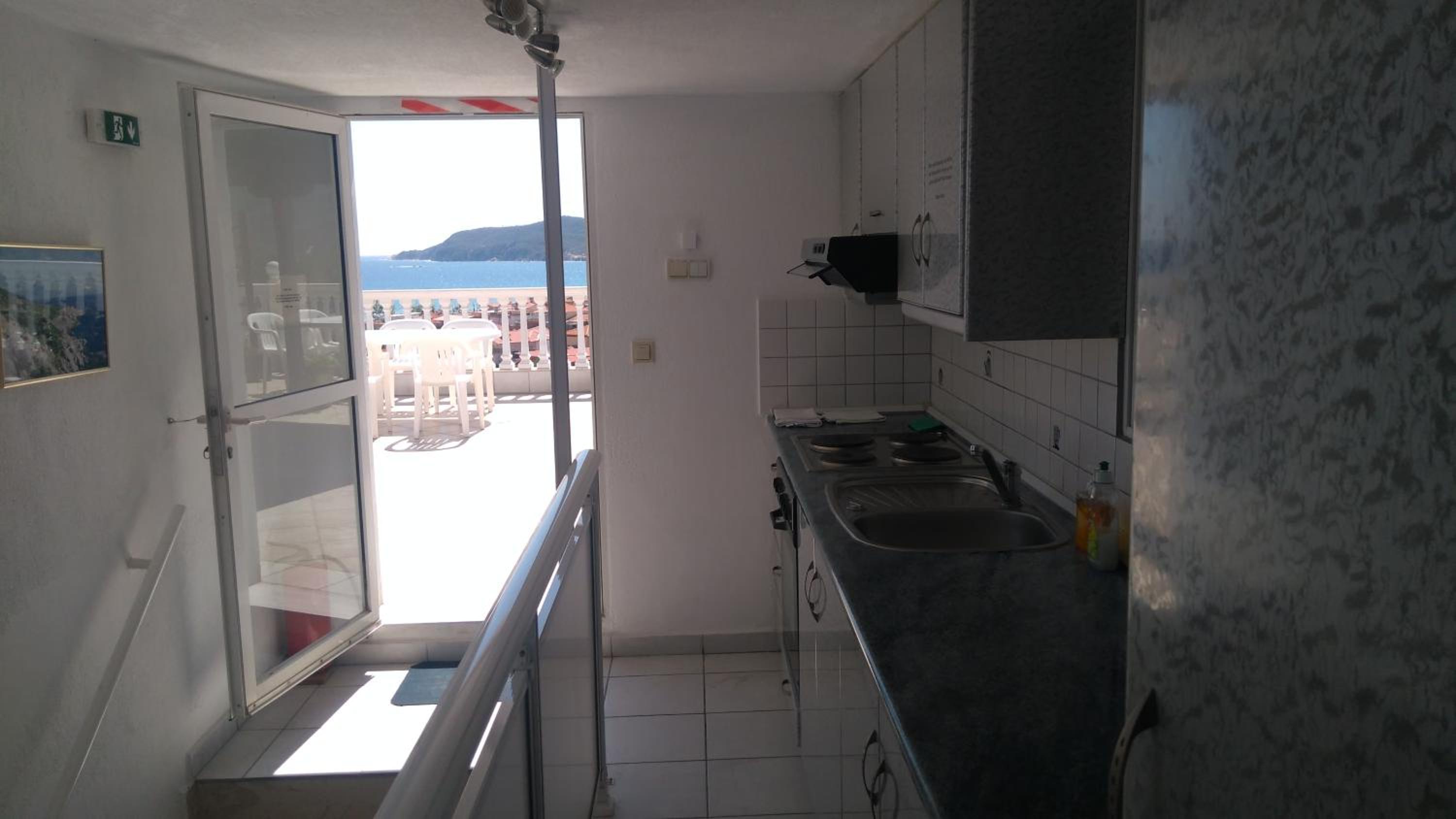 Studio with Sea View photo 2