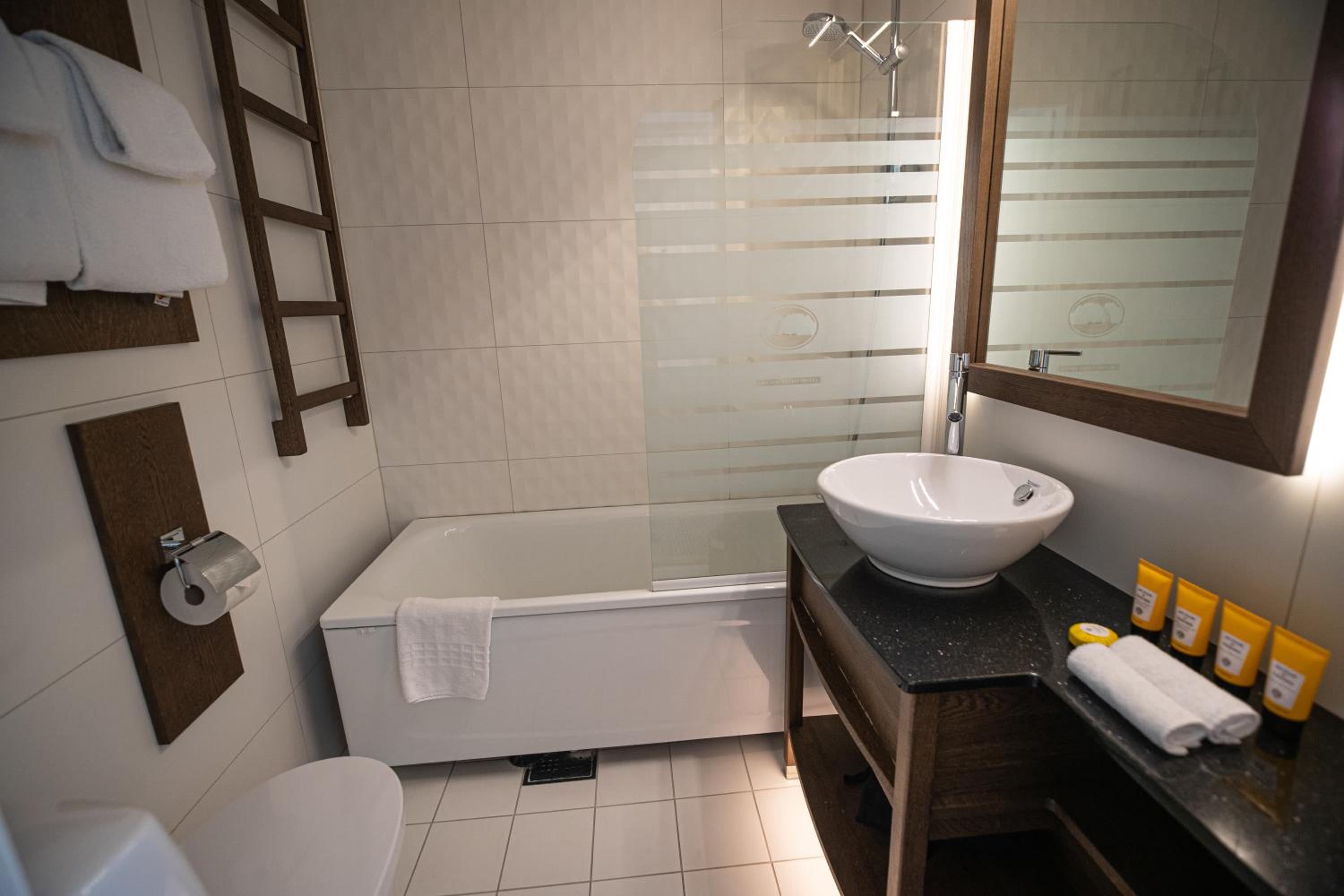 Double or Twin Room - Photo 2