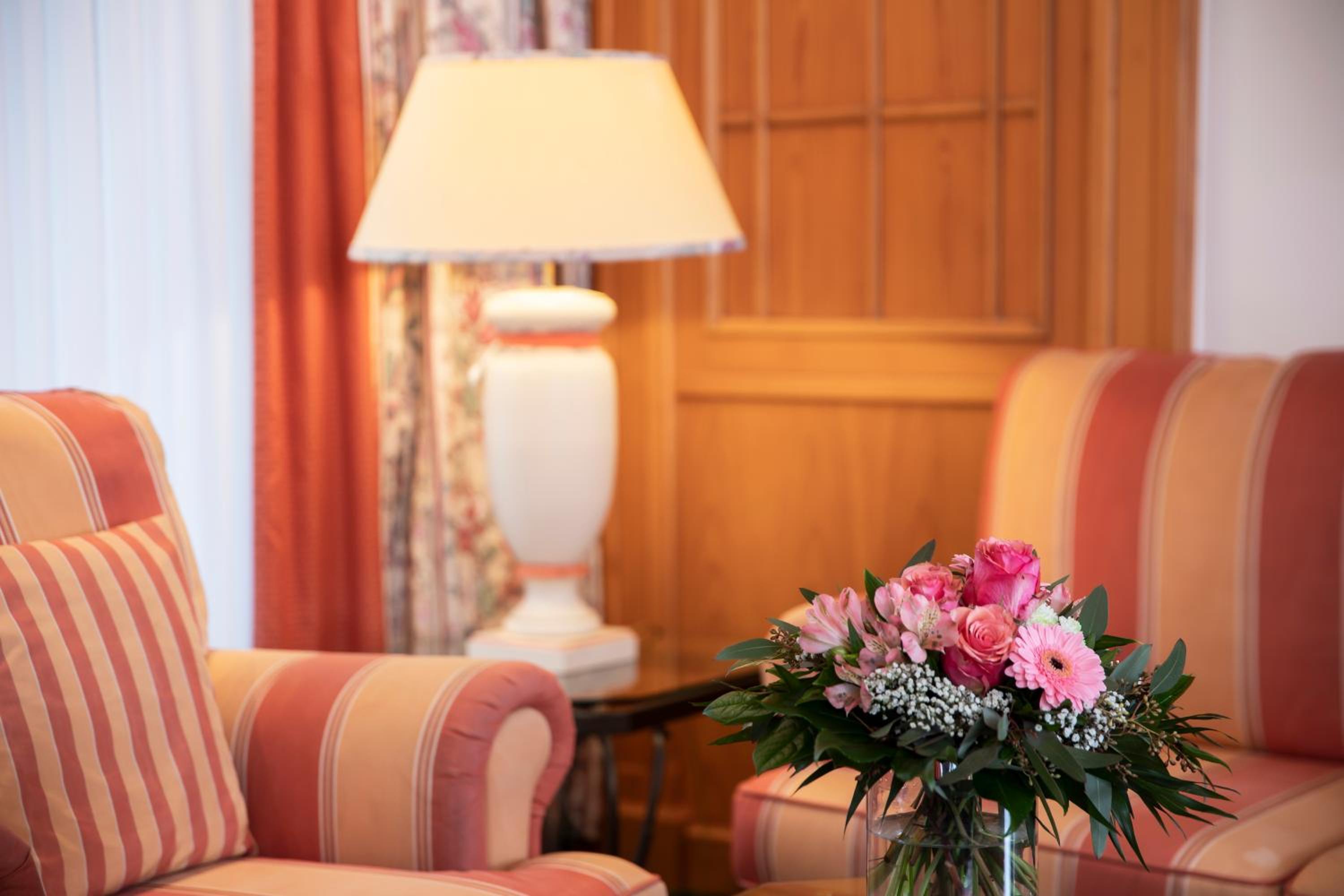 Junior Suite with Balcony - Photo 1