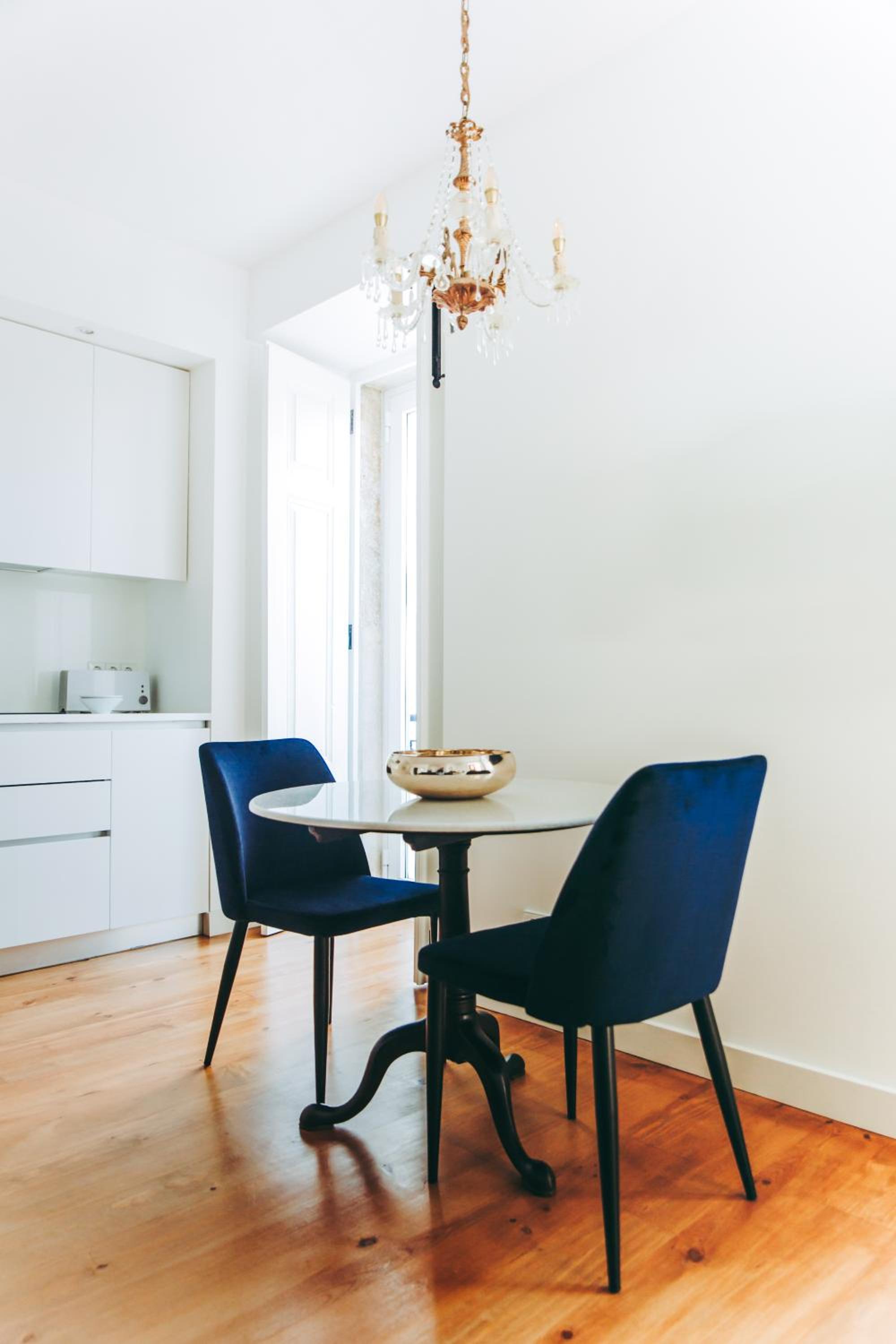 One-Bedroom Apartment - Photo 22