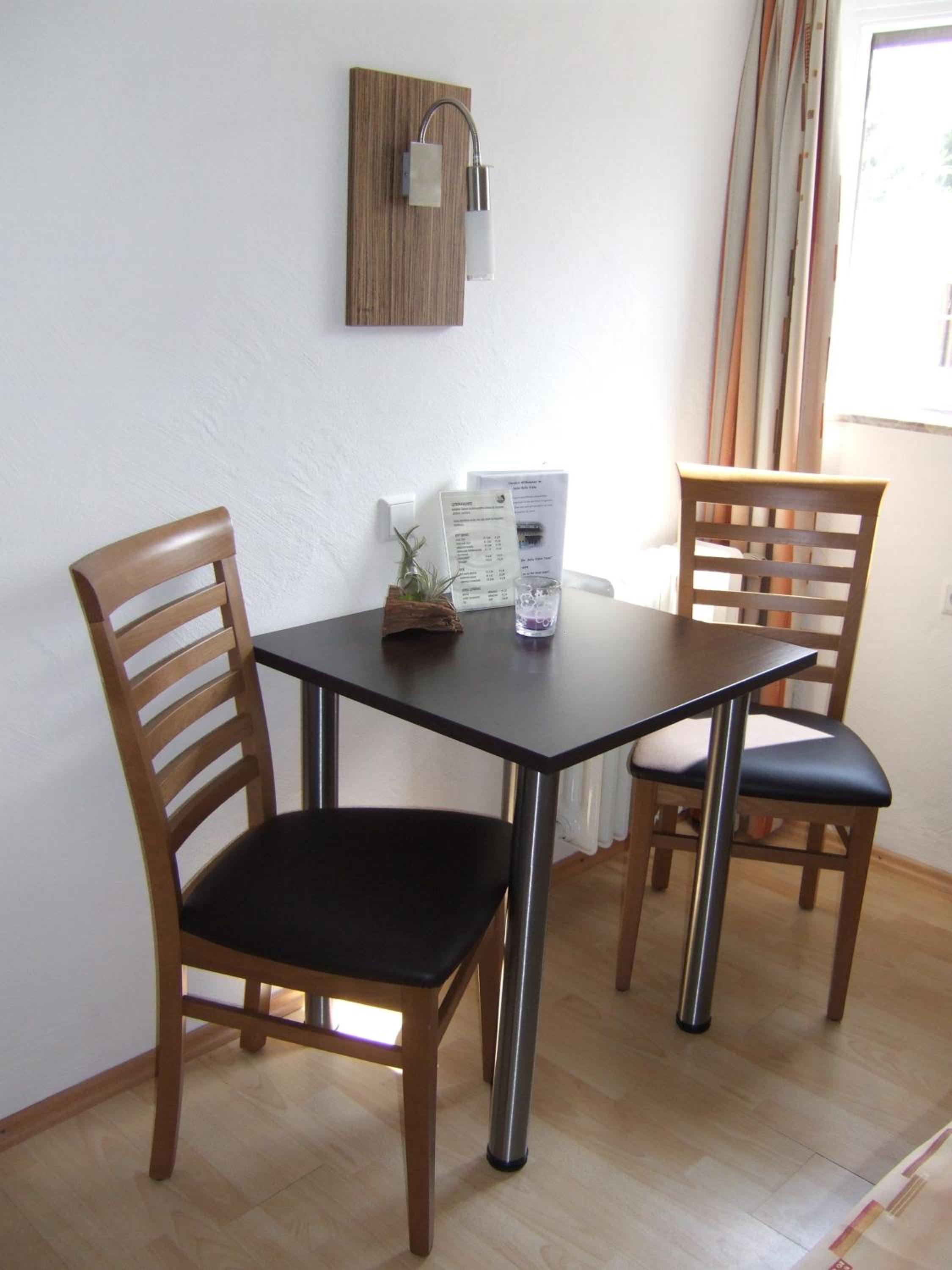 Double Room - Photo 7