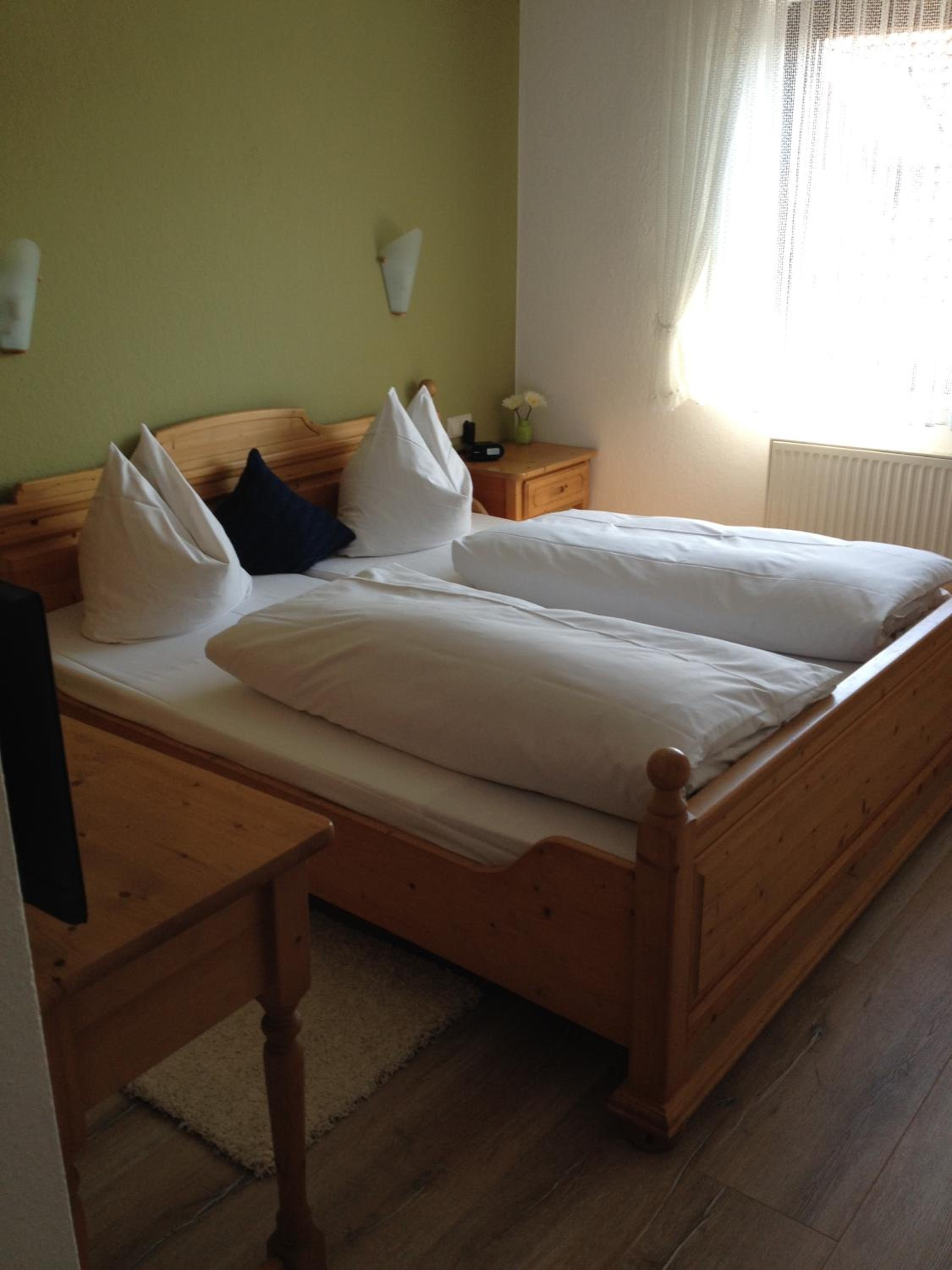 Double Room - Photo 10