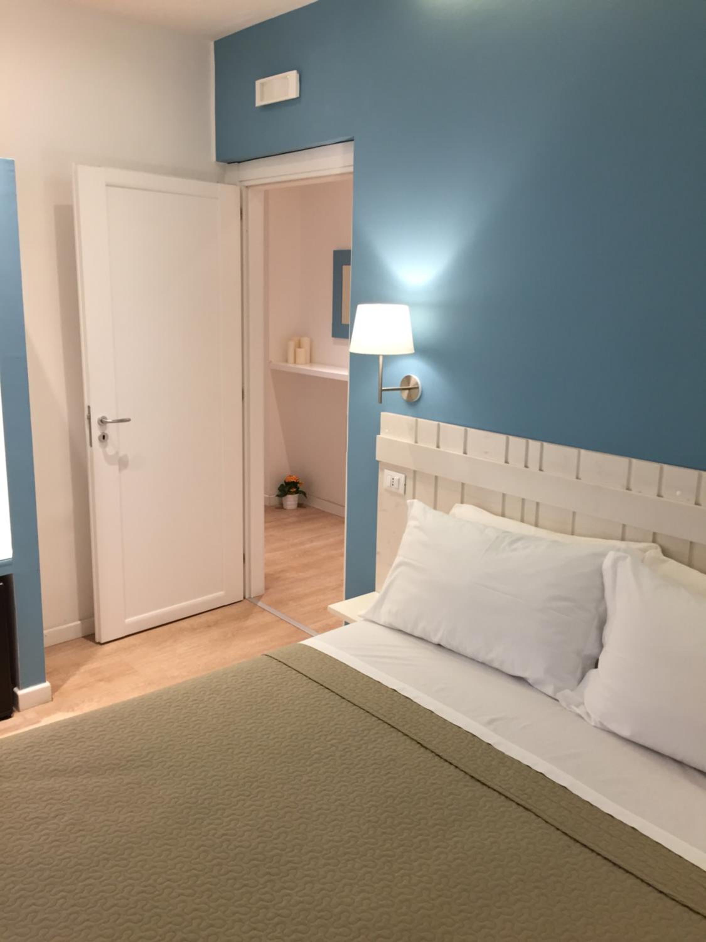 Standard Double Room photo 3