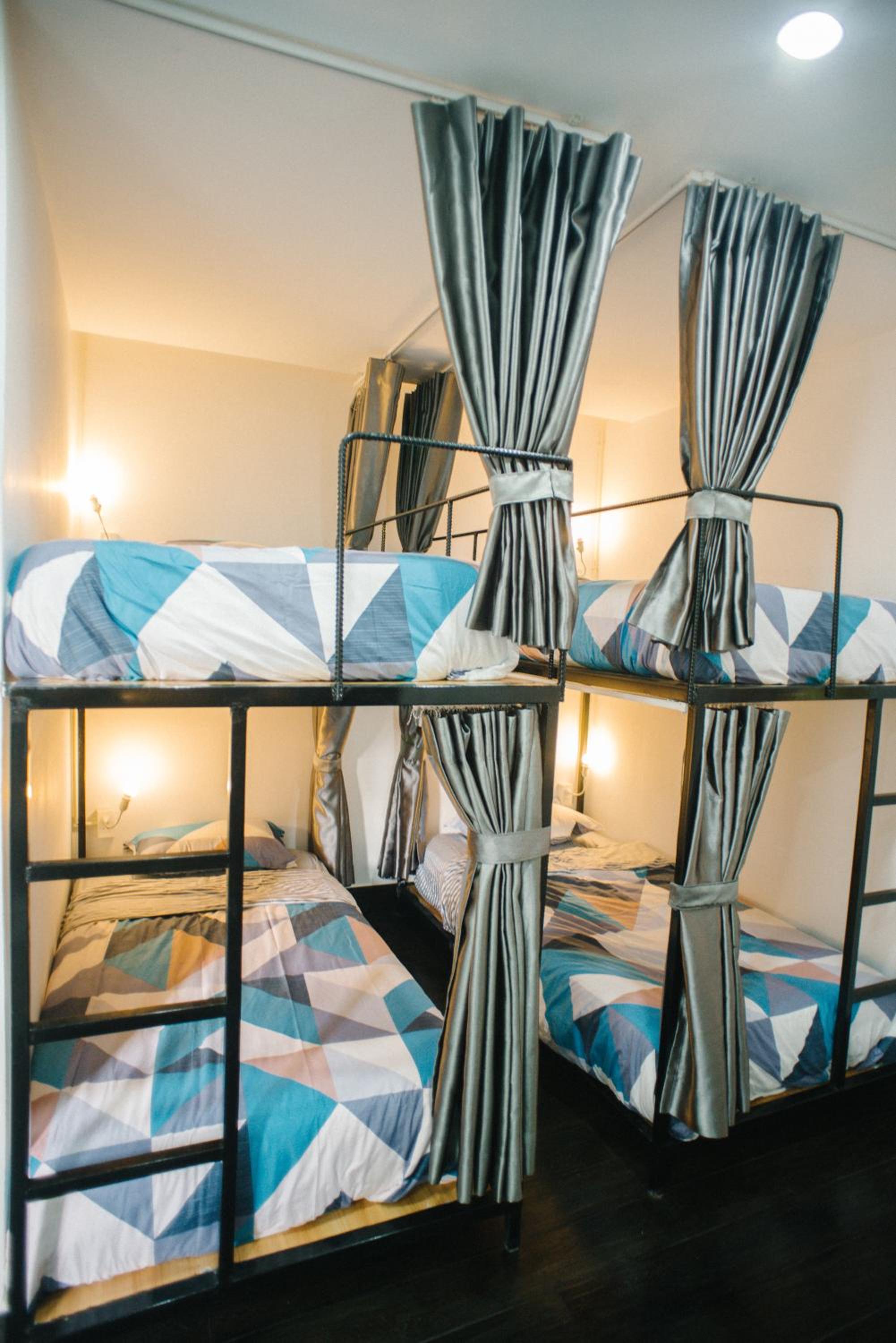 Bed in 8-Bed Mixed Dormitory Room photo 2